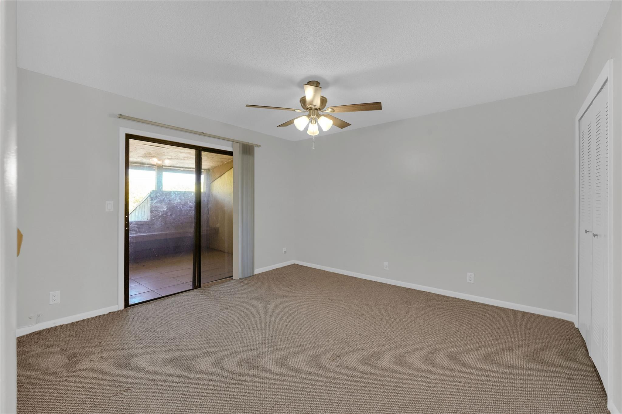 Banyan Lakes - Residential