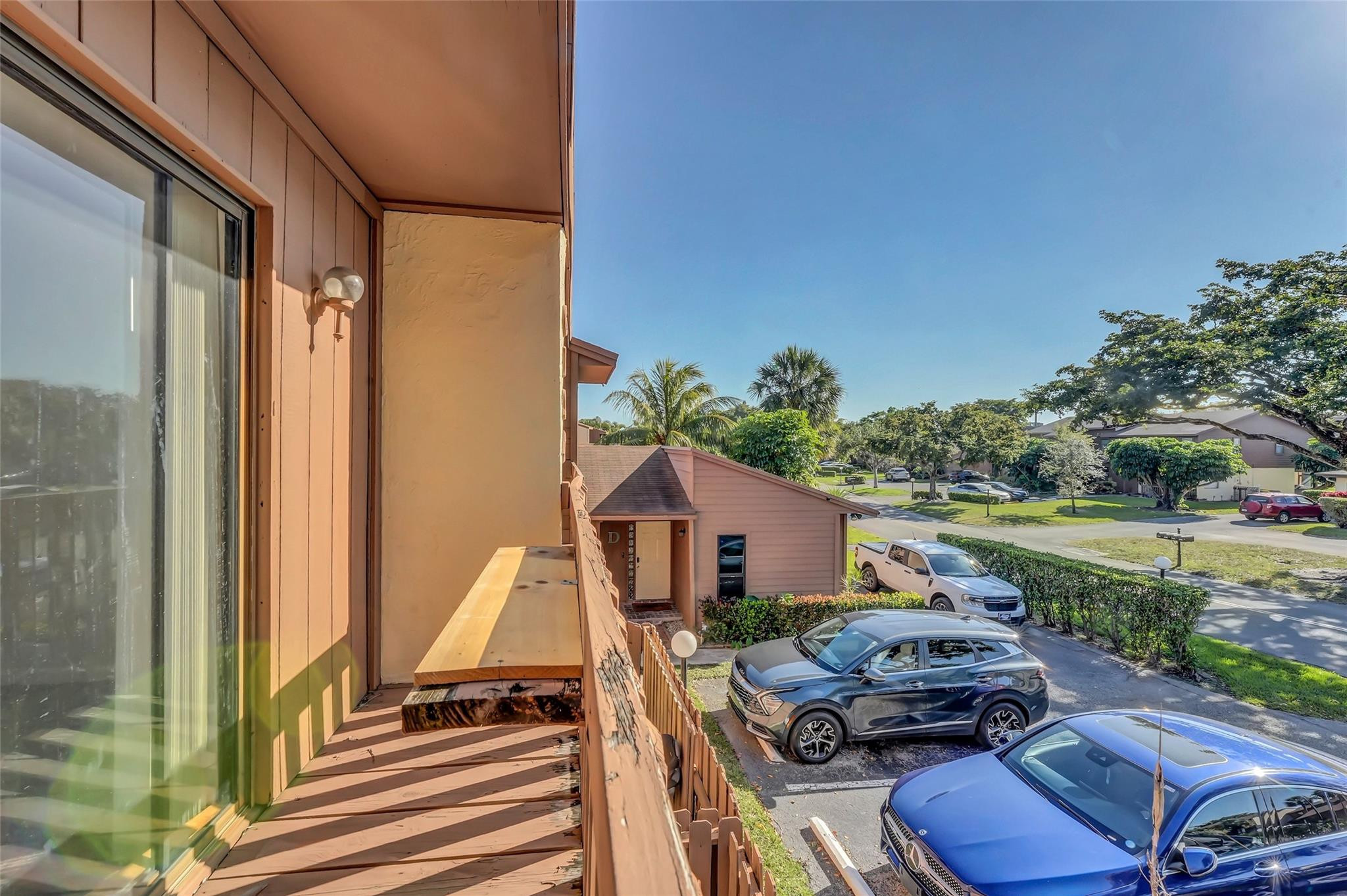 Banyan Lakes - Residential