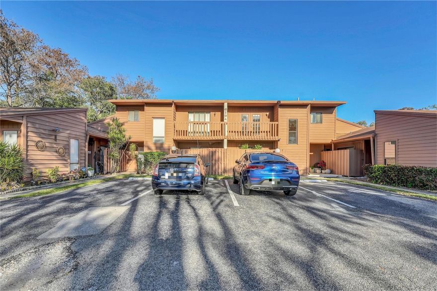 This breathtaking FEE SIMPLE lakefront townhome offers stunning views and an unbeatable opportunity! Featuring 3  bedrooms and a loft  with the flexibility to create more if needed, this spacious home provides the feel of a single-family residence. The kitchen boasts granite countertops and brand-new stainless steel appliances, including a garbage disposal. With low HOA fees, a newer roof, and low taxes, this is an incredible deal. Bring your personal touches and make it your own! This breathtaking FEE SIMPLE lakefront townhome offers stunning views and an unbeatable opportunity! Featuring 3  bedrooms and a loft  with the flexibility to create more if needed, this spacious home provides the feel of a single-family residence. The kitchen boasts granite countertops and brand-new stainless steel appliances, including a garbage disposal. With low HOA fees, a newer roof, and low taxes, this is an incredible deal. Bring your personal touches and make it your own!