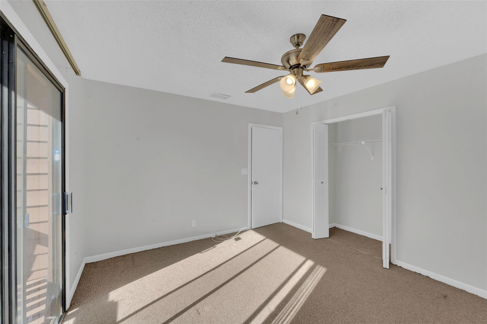 Banyan Lakes - Residential