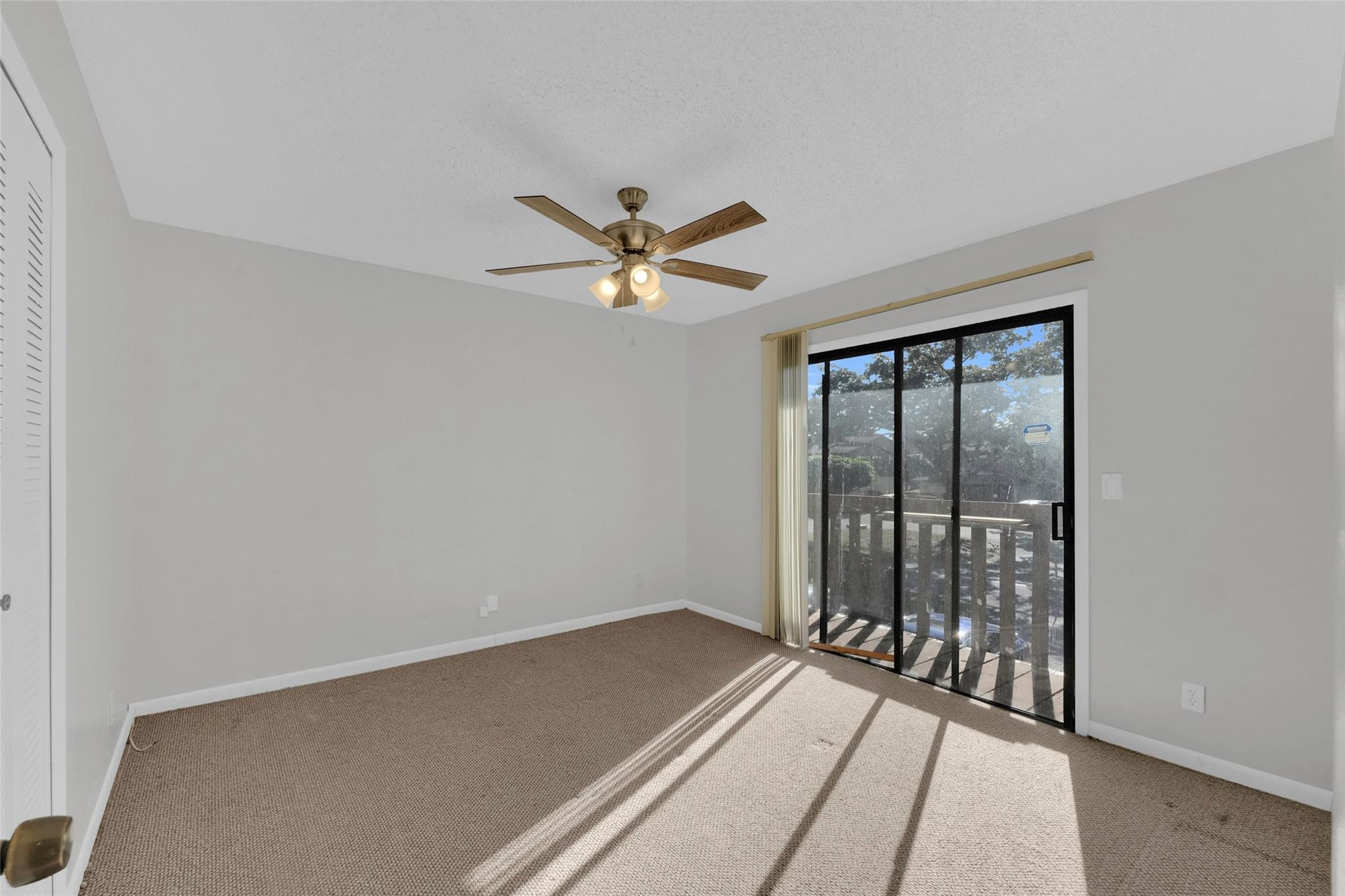 Banyan Lakes - Residential