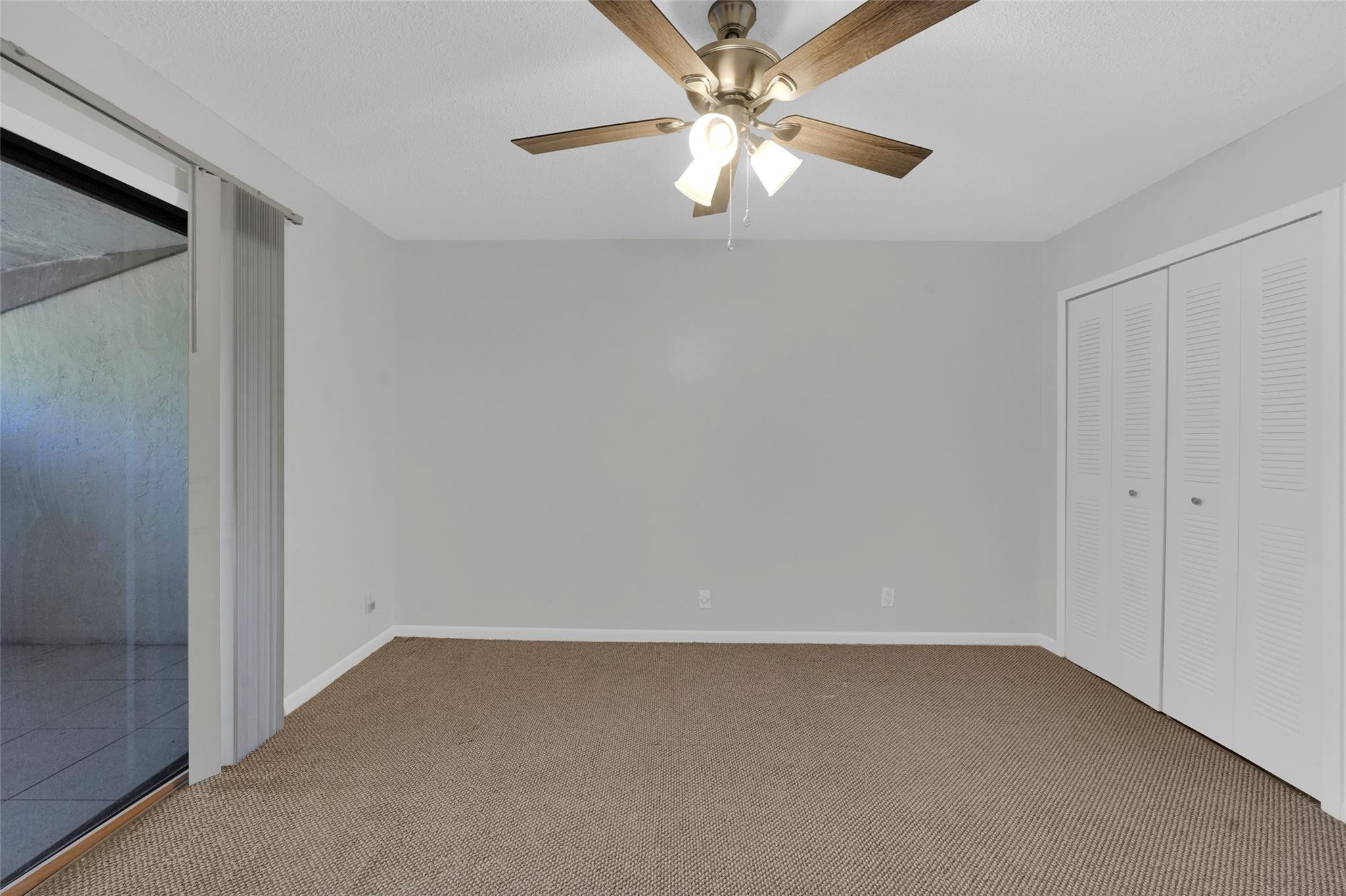 Banyan Lakes - Residential