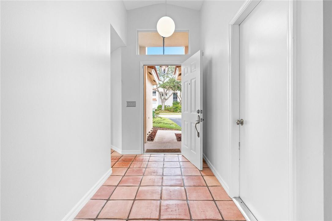 Alpine Center 120-3 B - Residential Lease