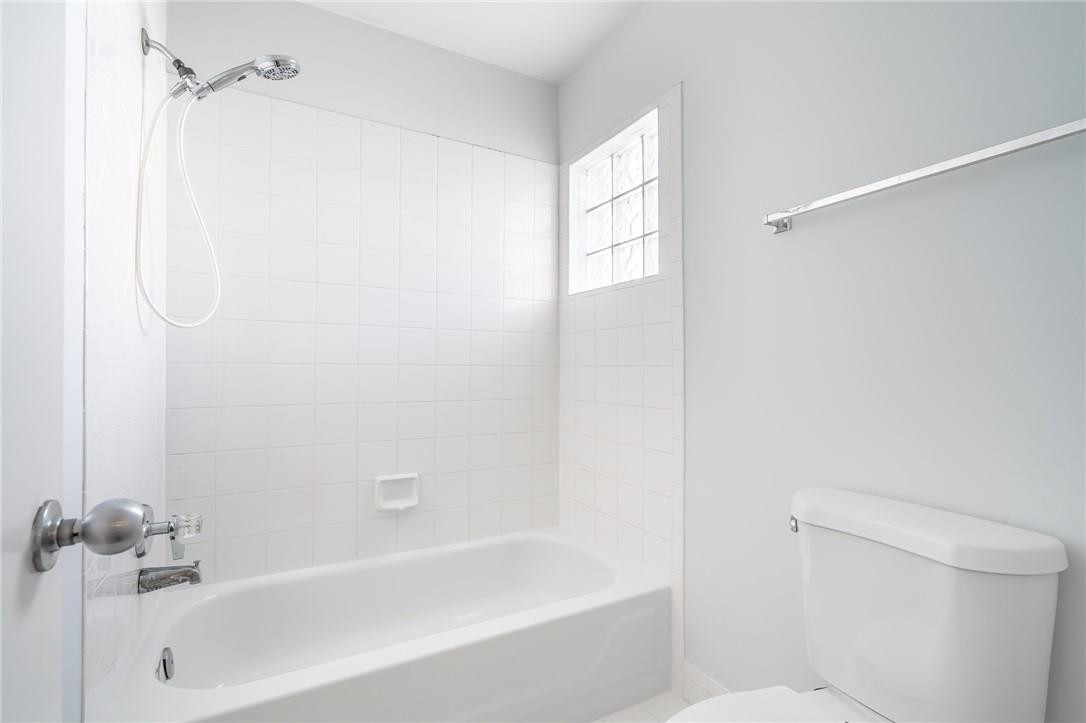 Alpine Center 120-3 B - Residential Lease