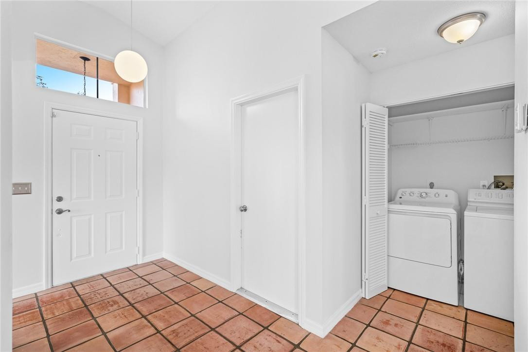 Alpine Center 120-3 B - Residential Lease