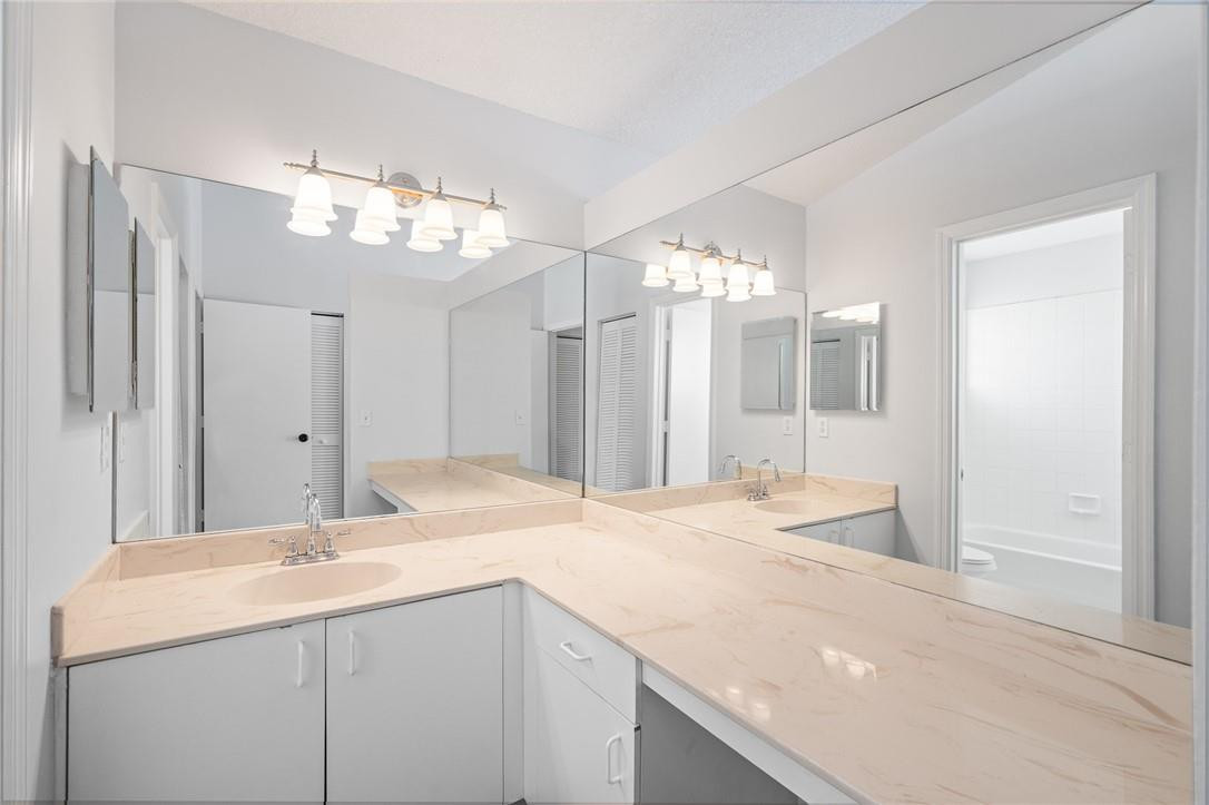 Alpine Center 120-3 B - Residential Lease