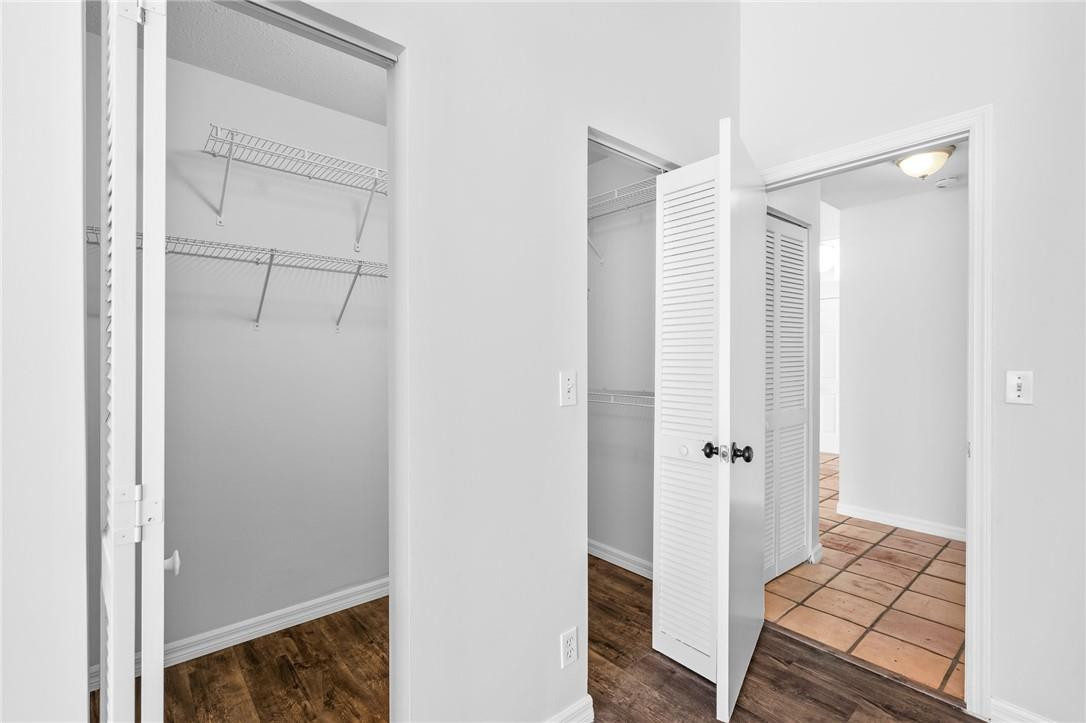 Alpine Center 120-3 B - Residential Lease