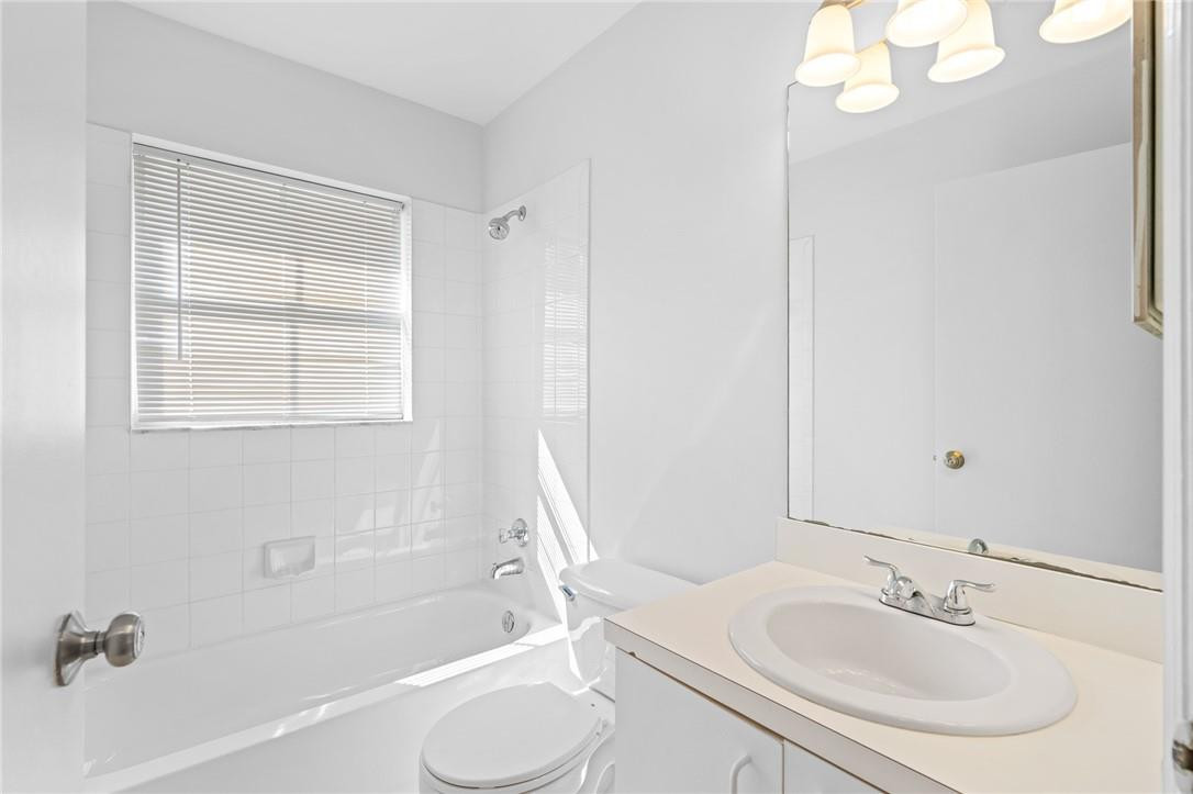 Alpine Center 120-3 B - Residential Lease