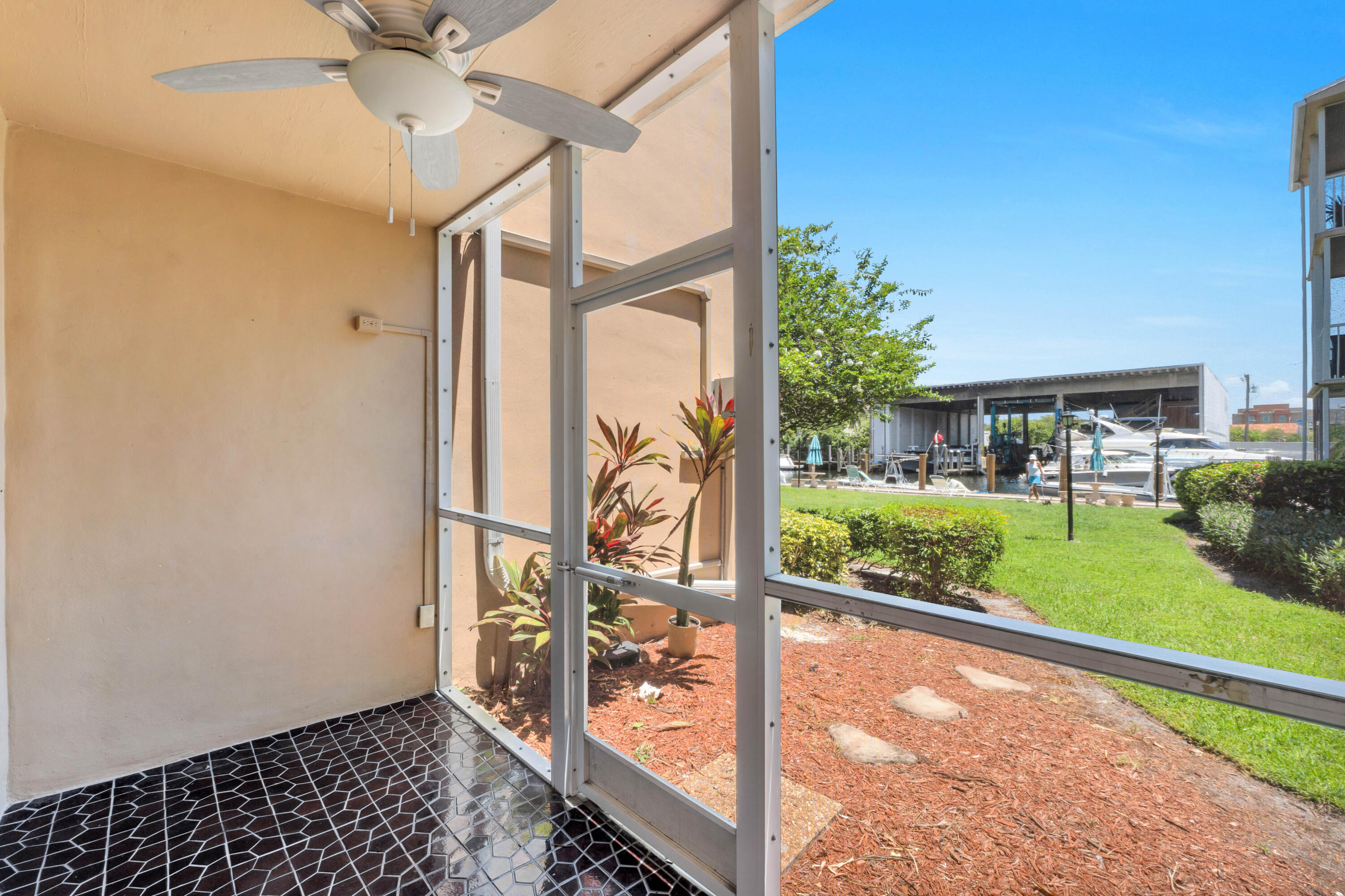MARINA DEL MAR CONDO - Residential Lease