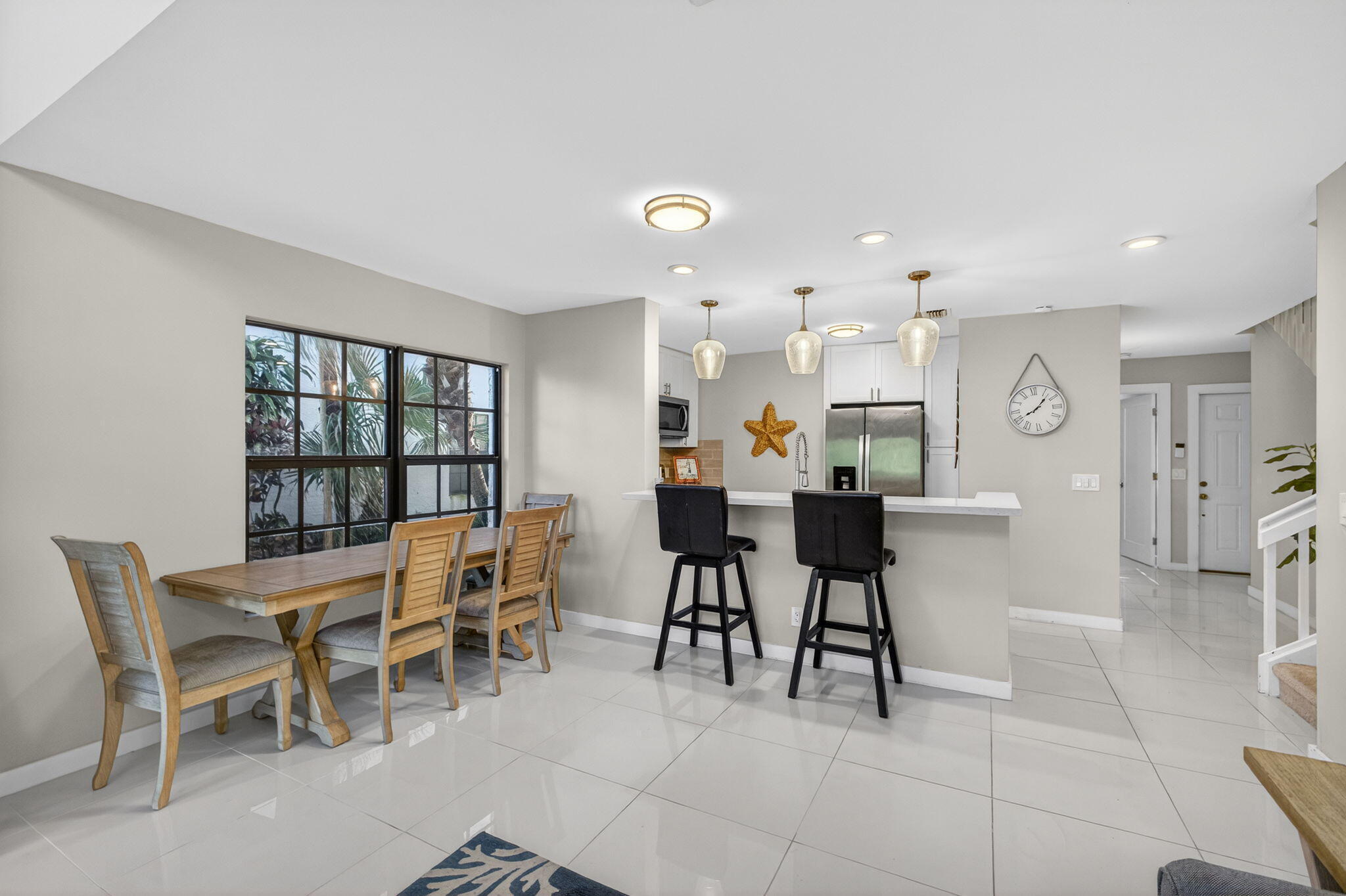 MARINERS COVE 1 - Residential