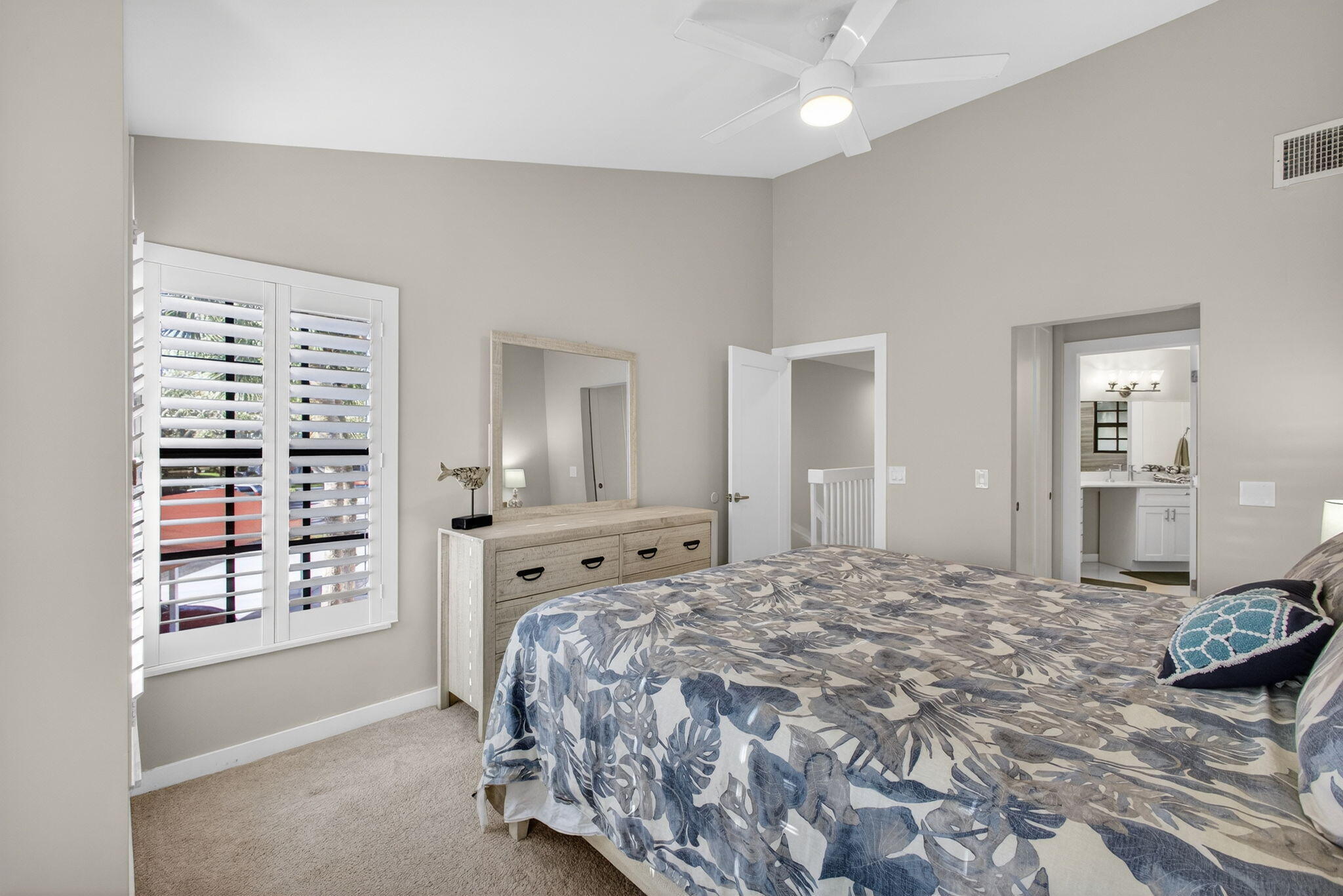 MARINERS COVE 1 - Residential