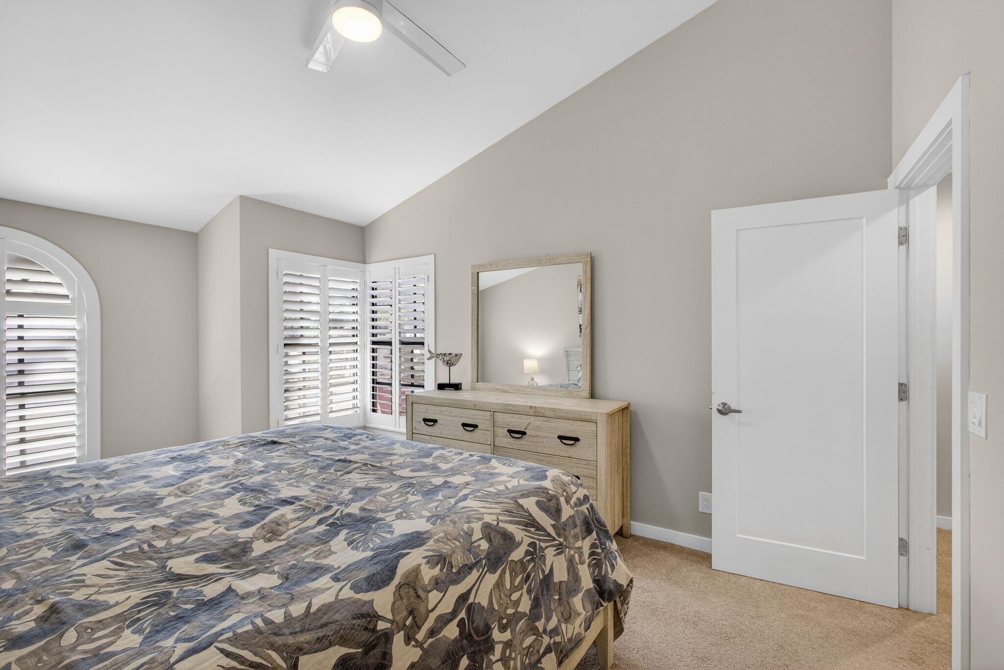 MARINERS COVE 1 - Residential