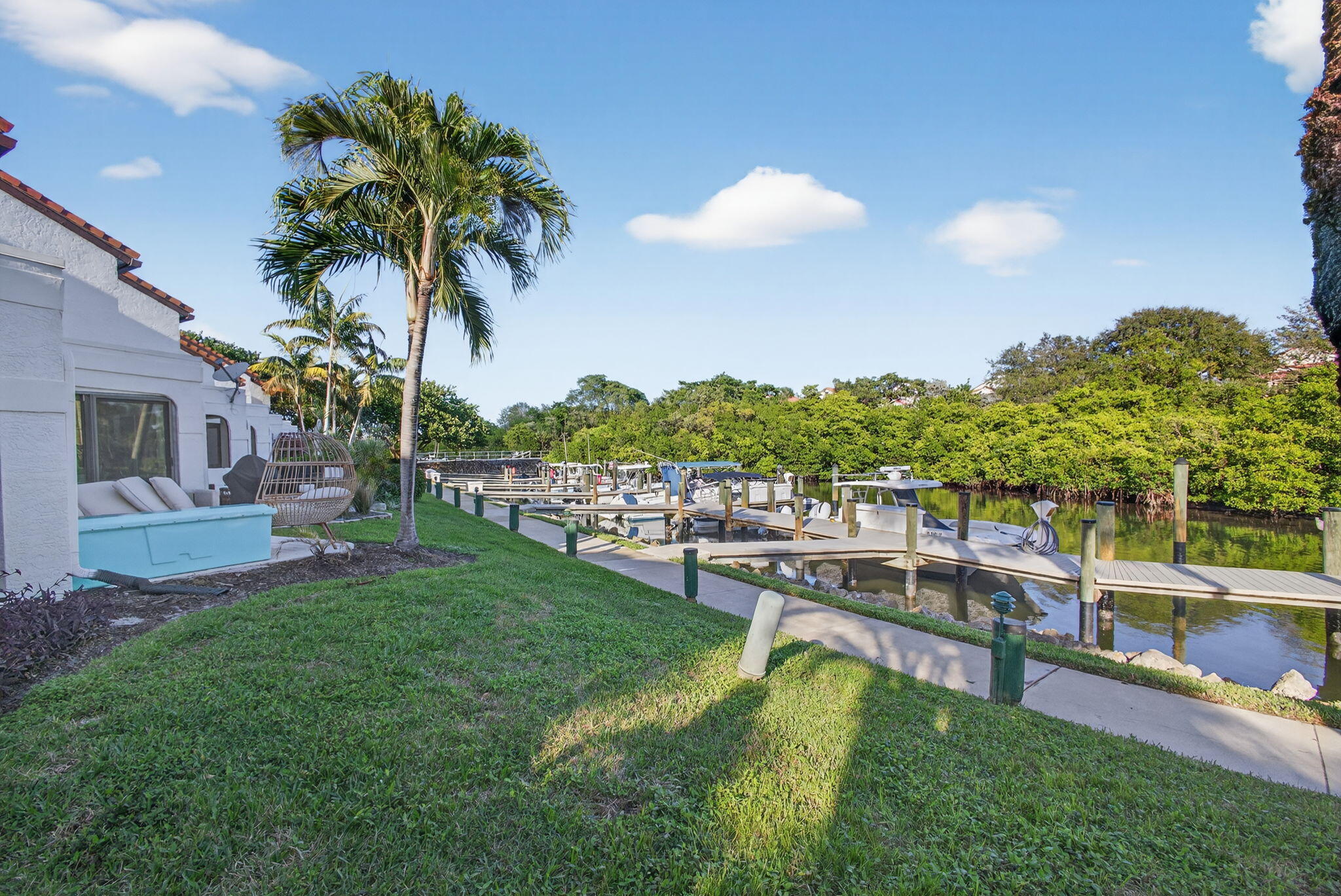 MARINERS COVE 1 - Residential