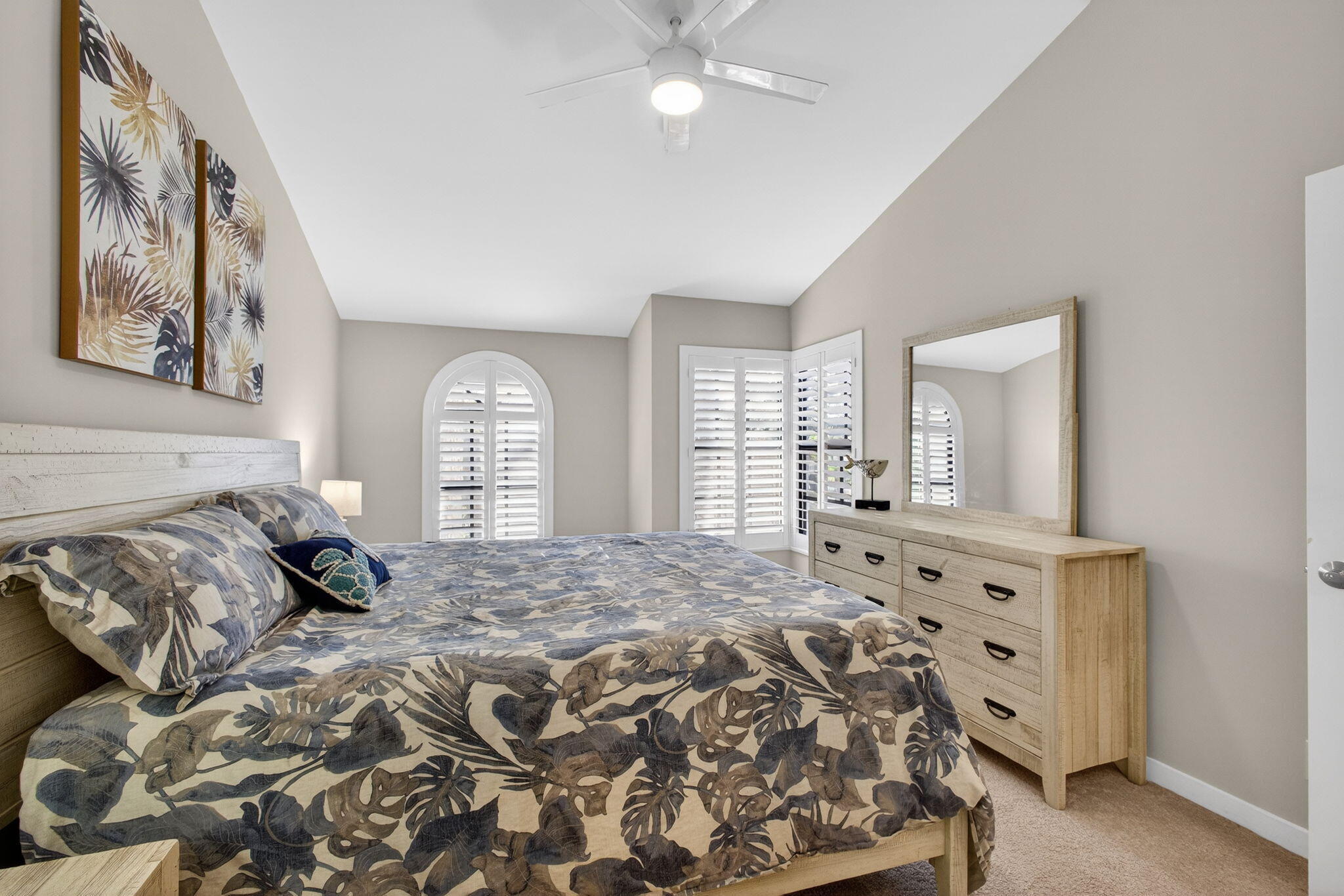 MARINERS COVE 1 - Residential