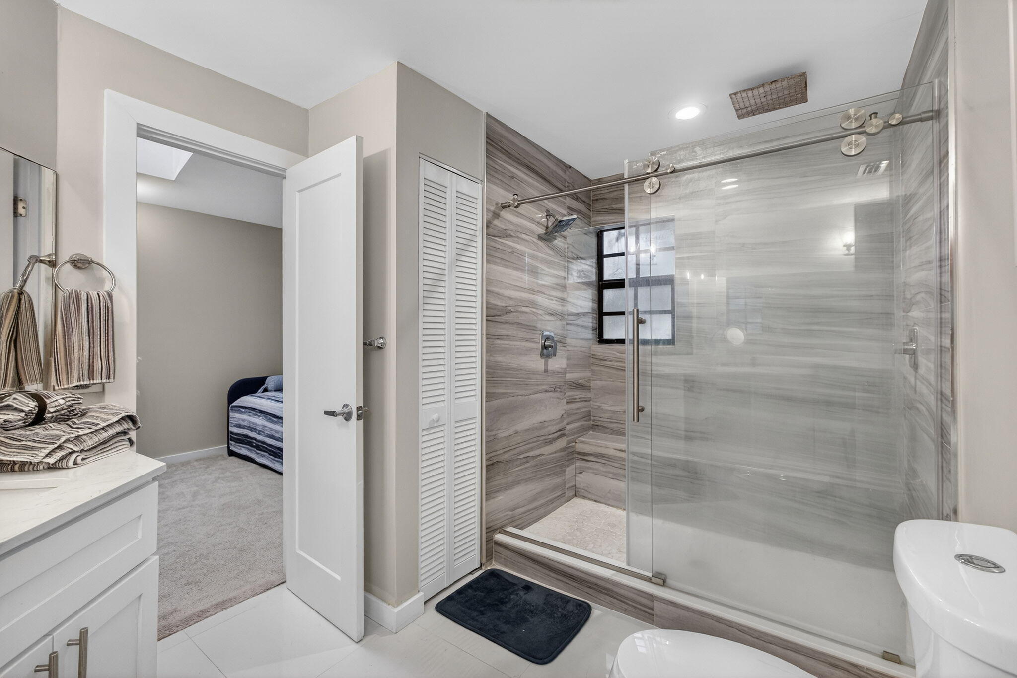 MARINERS COVE 1 - Residential