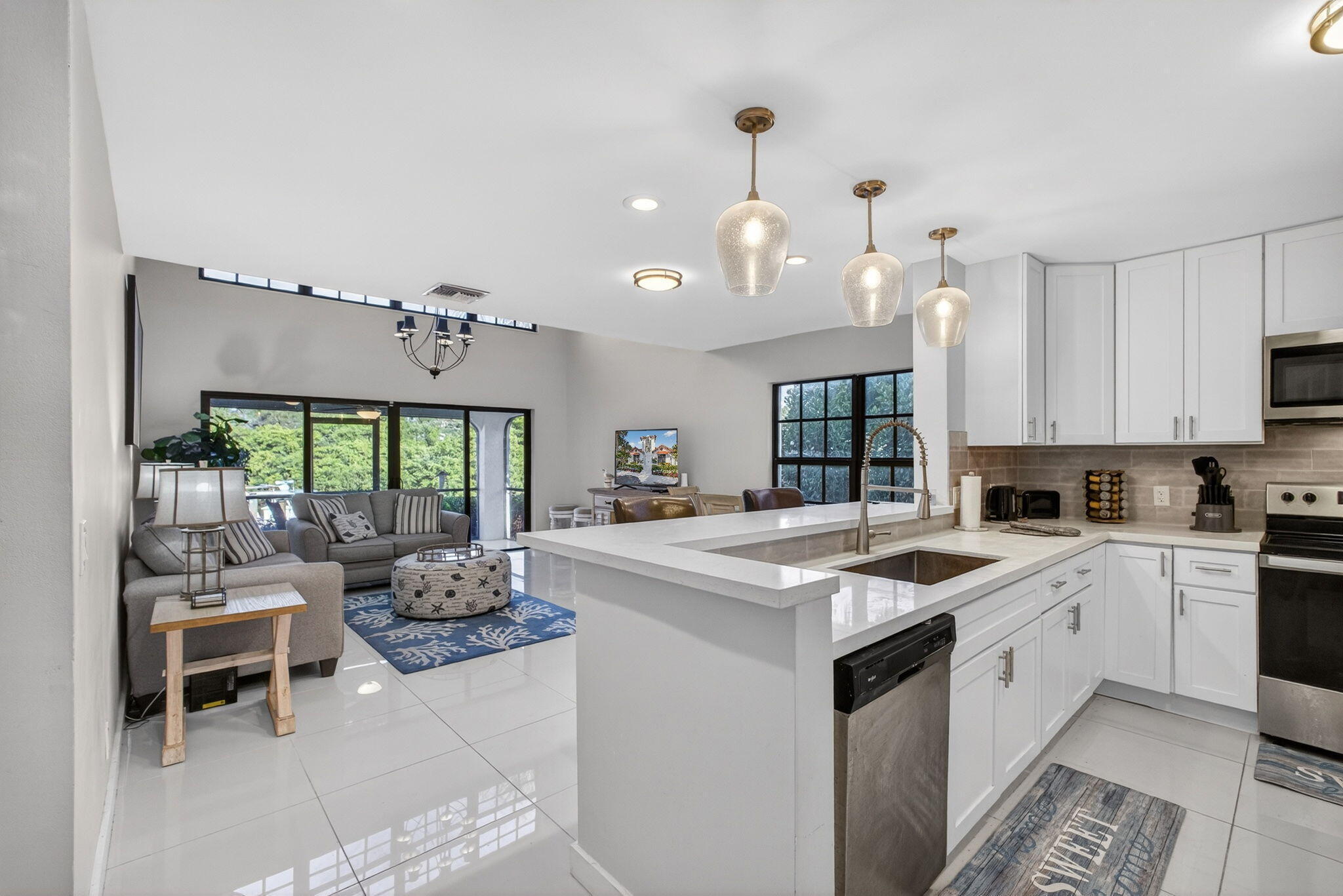 MARINERS COVE 1 - Residential