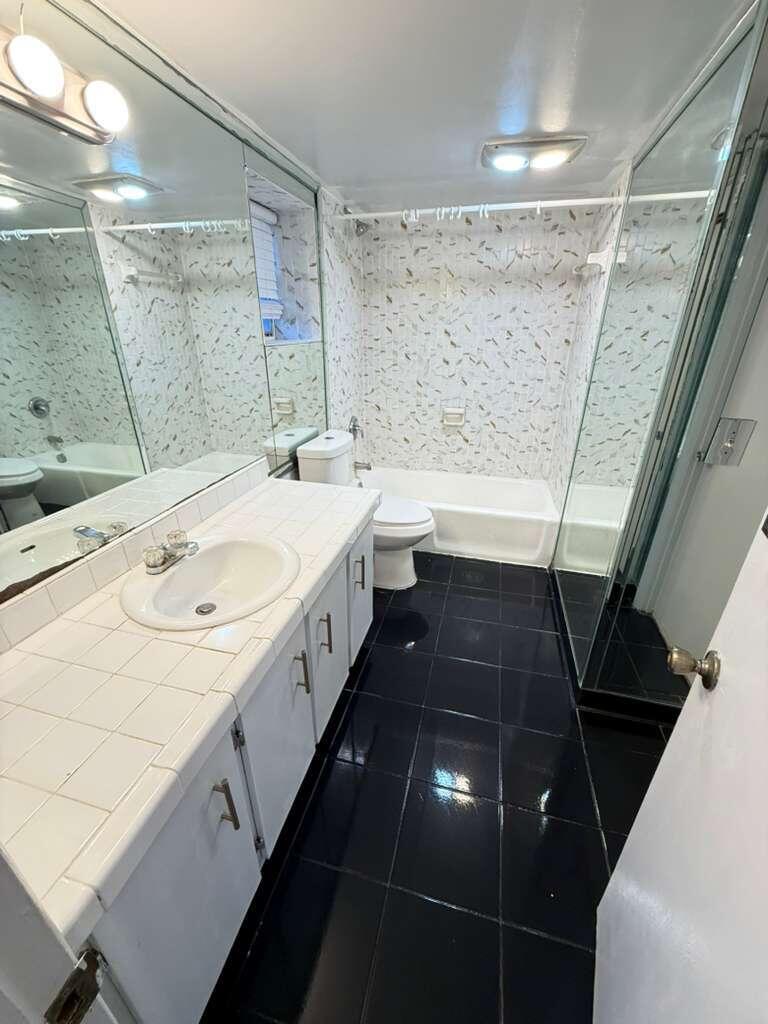 3160 Holiday Springs Boulevard 103-7