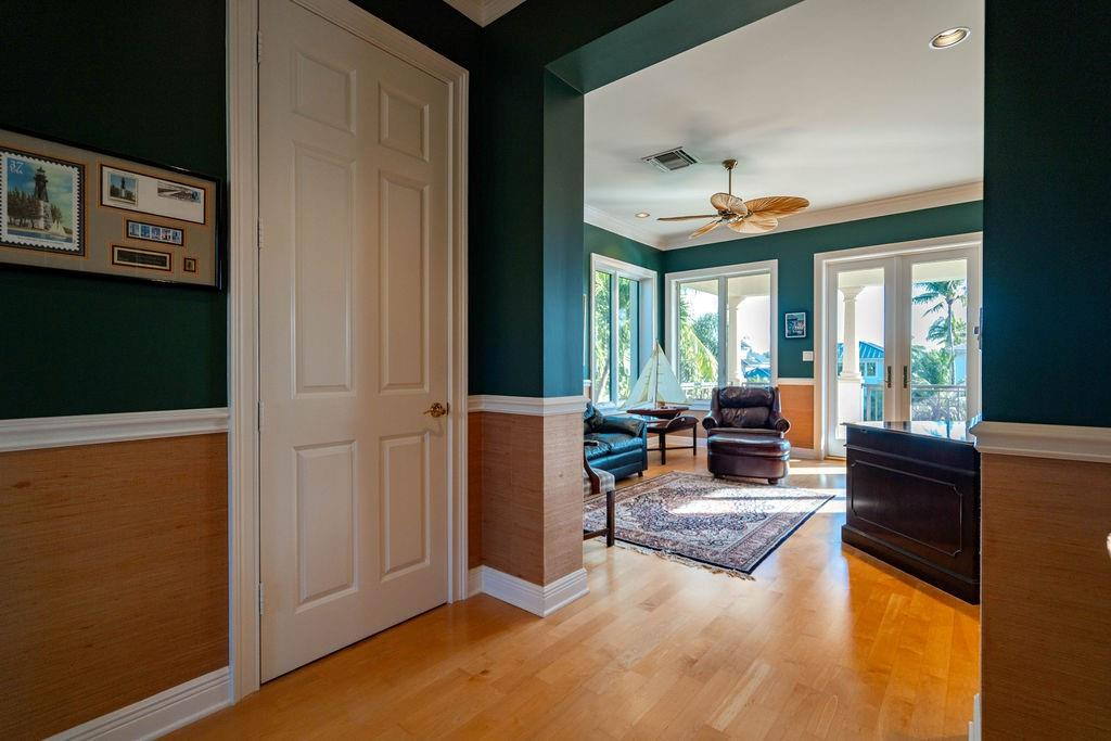 Hillsboro Isles 29-4 B - Residential