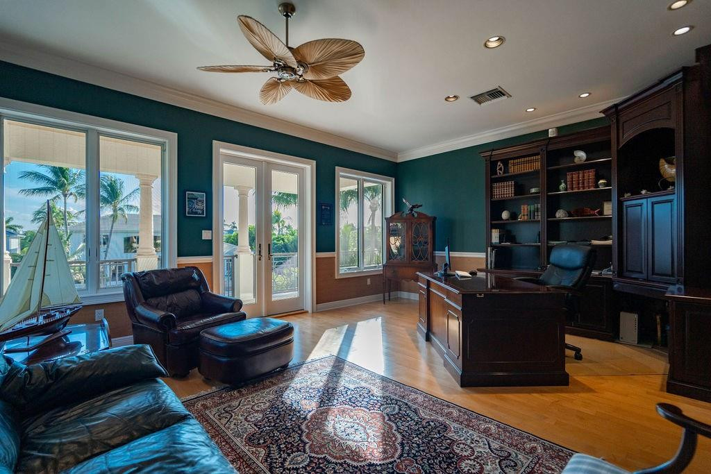 Hillsboro Isles 29-4 B - Residential