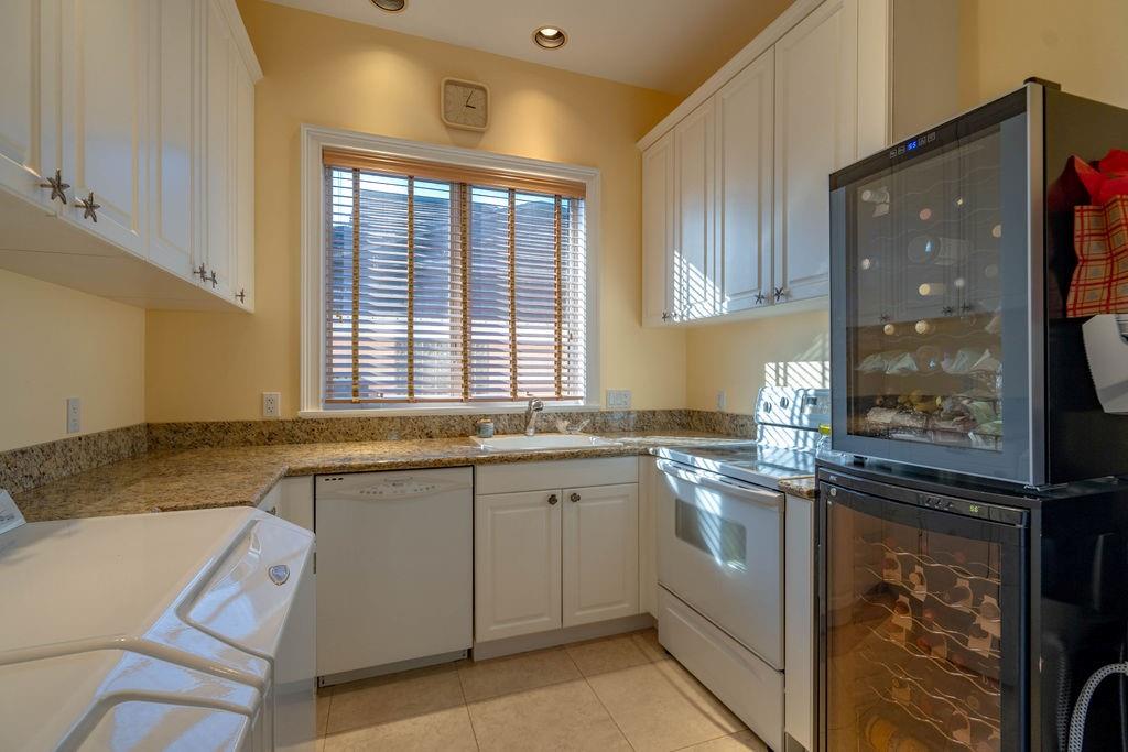 Hillsboro Isles 29-4 B - Residential