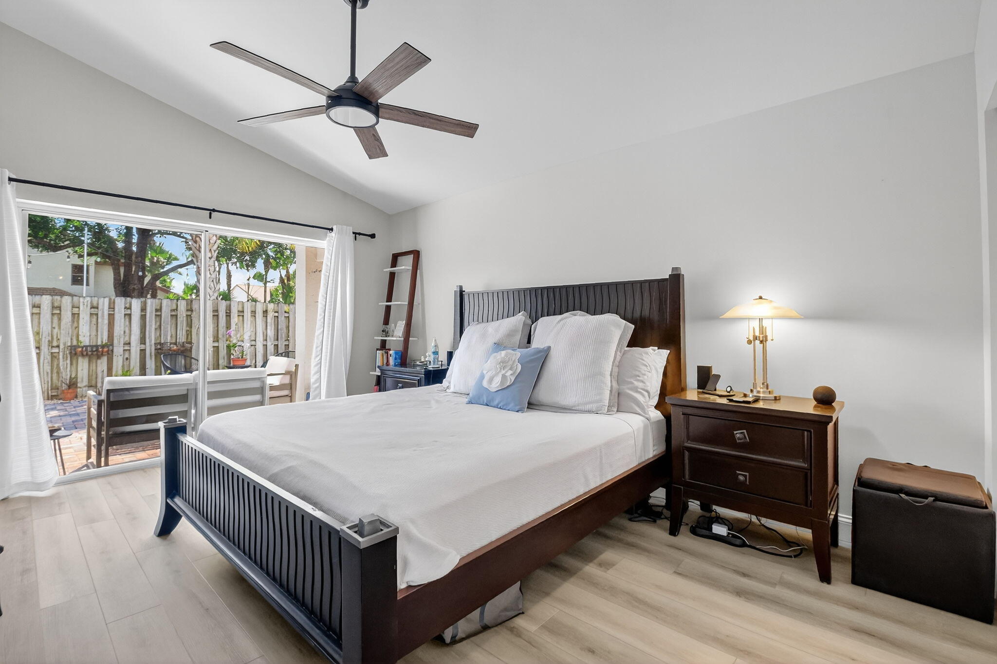 WELLINGTON TR 42B - Residential Lease