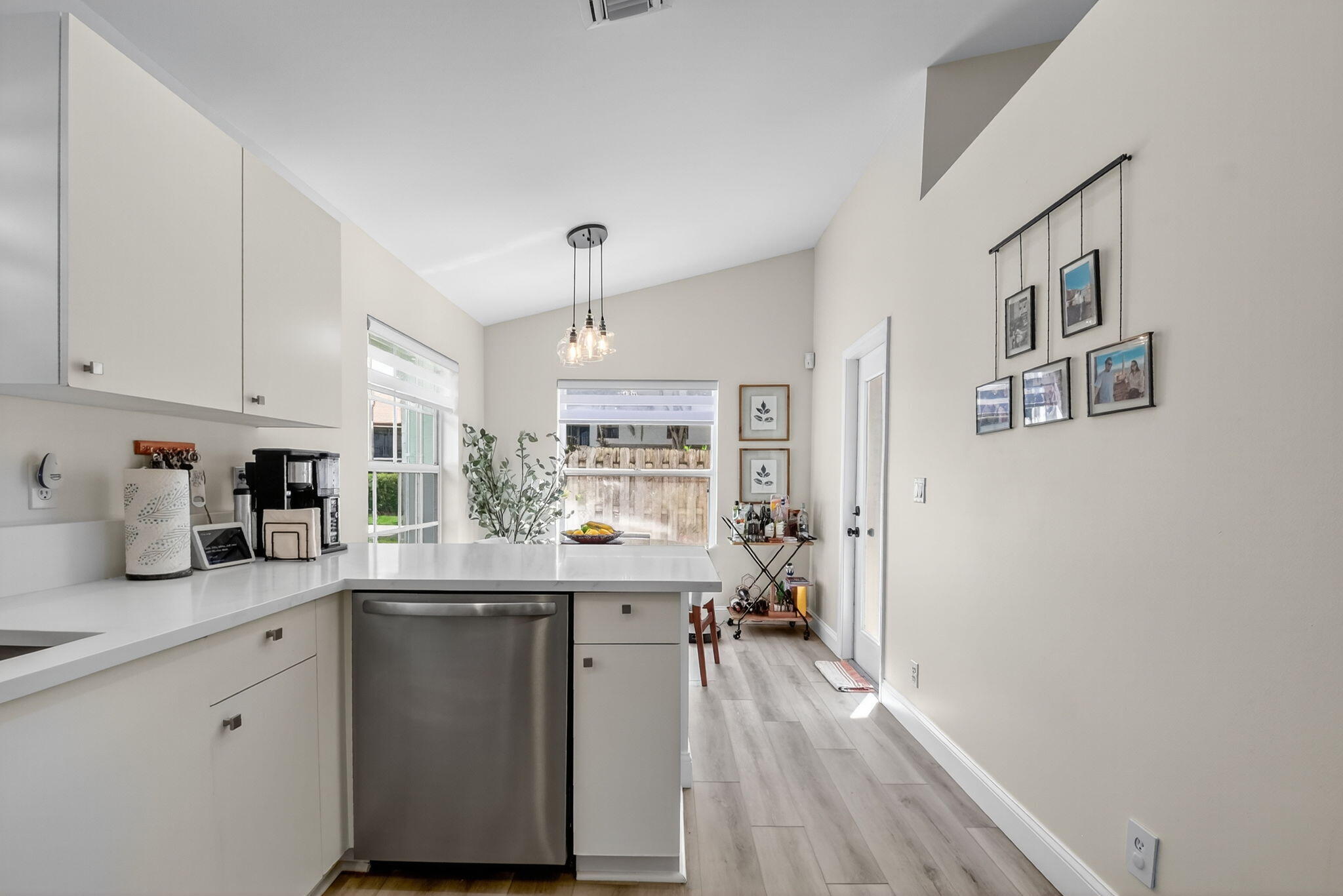 WELLINGTON TR 42B - Residential Lease