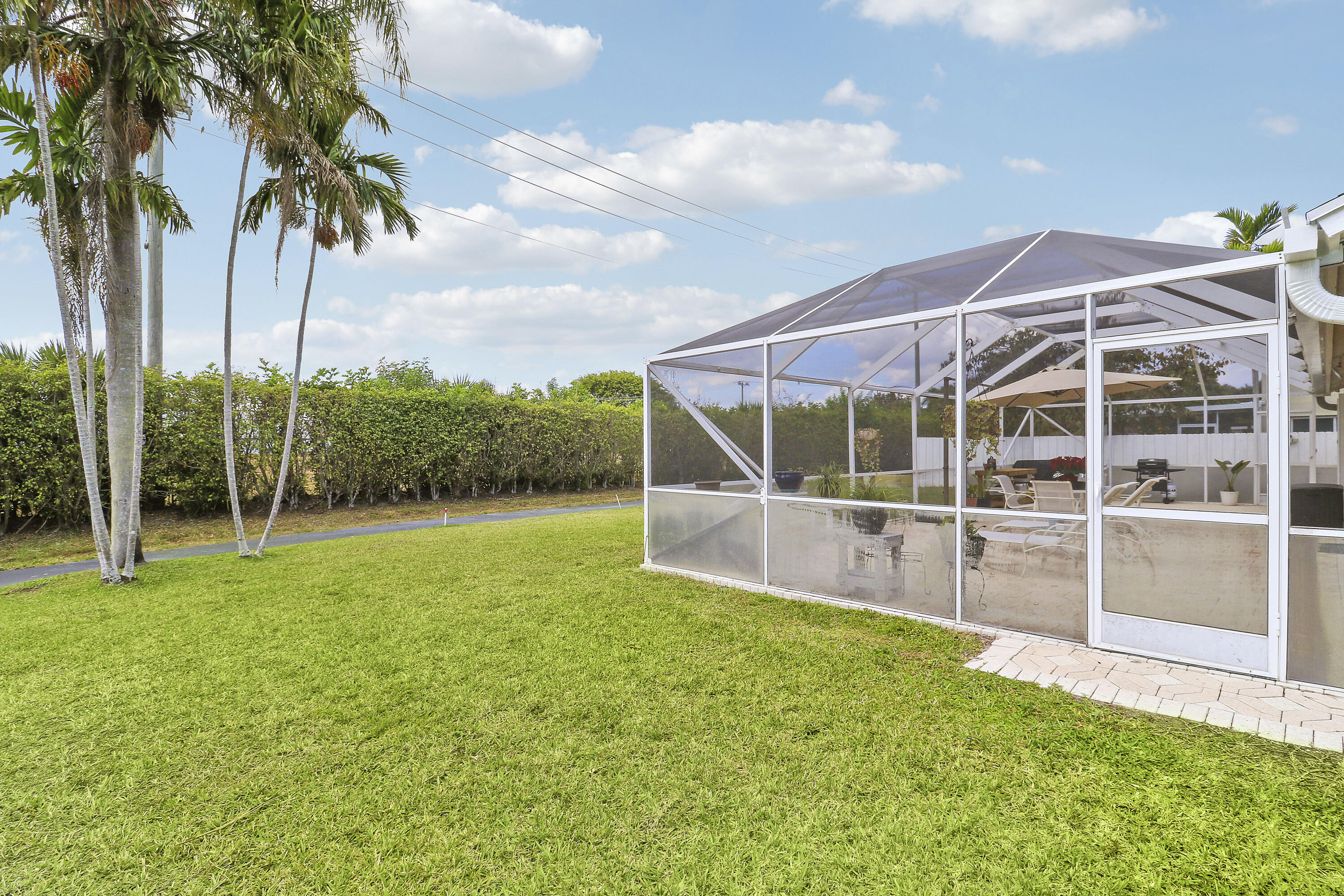 STRATHMORE ESTS OF BOYNTON BEACH PL 1 - Residential