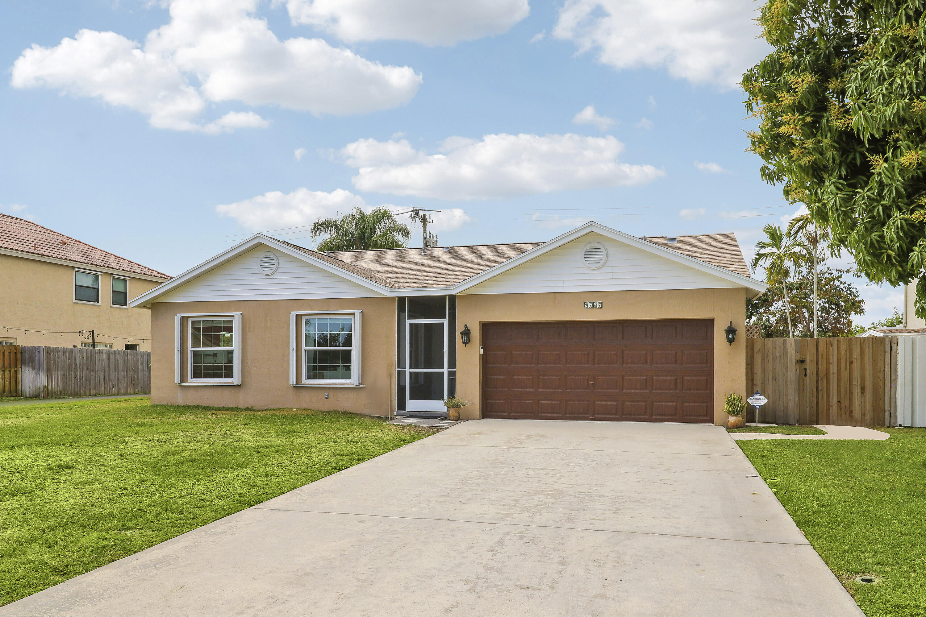 STRATHMORE ESTS OF BOYNTON BEACH PL 1 - Residential