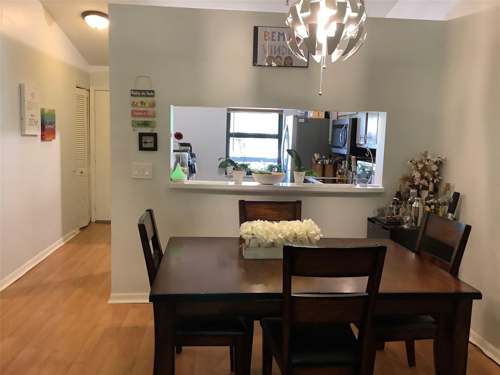 Boca Palms Condo 01-04 - Residential Lease