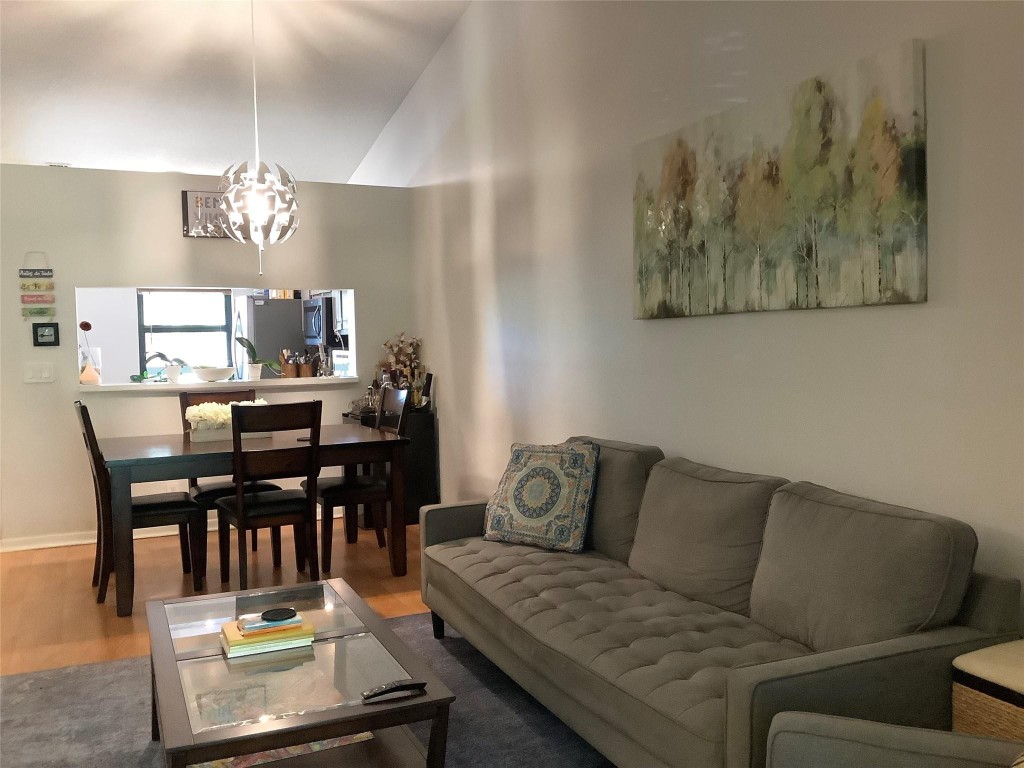 Boca Palms Condo 01-04 - Residential Lease