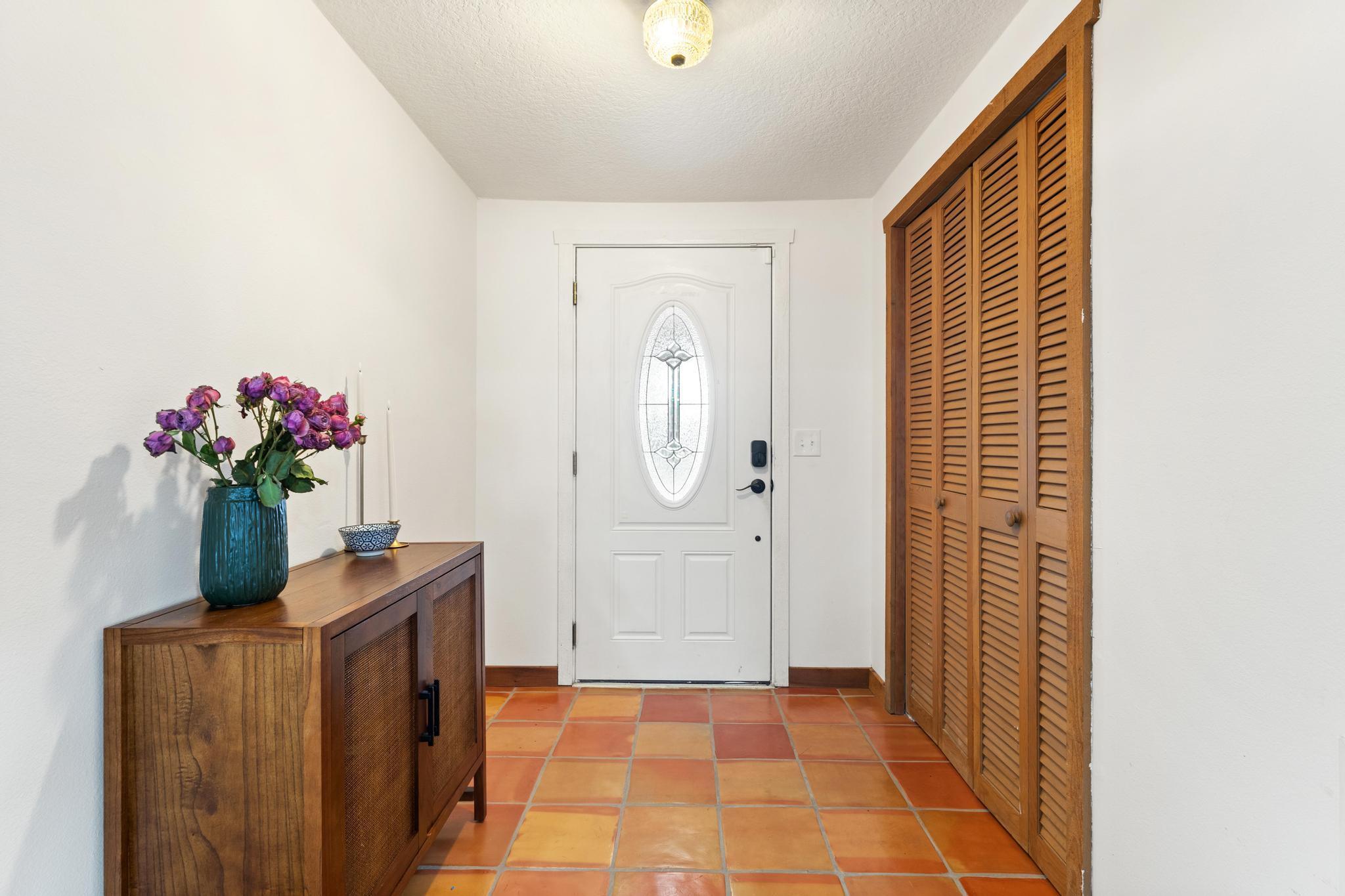 1384 Scottsdale Road E