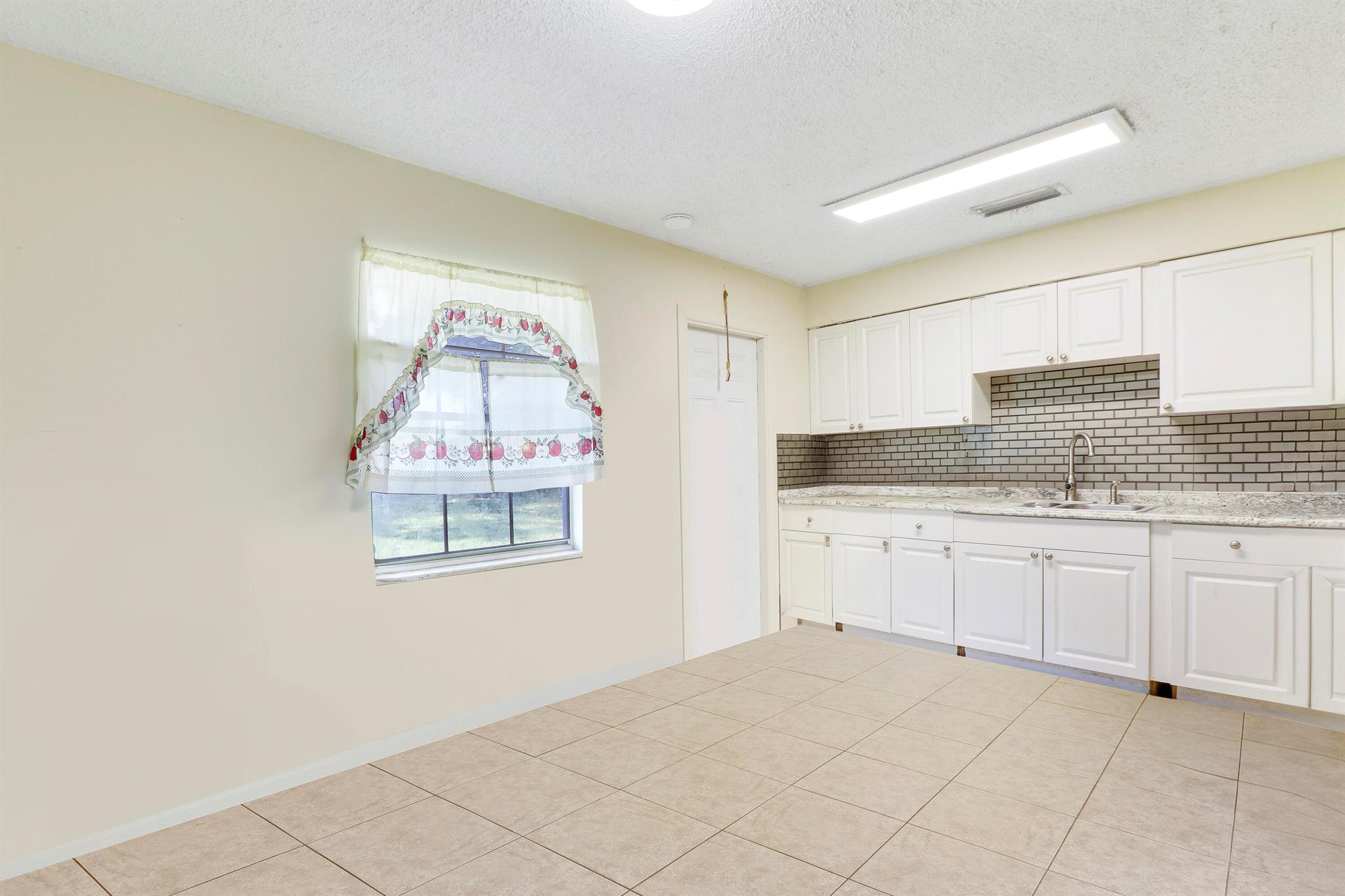 INDIAN RIVER ESTATES UNIT 7 - Residential