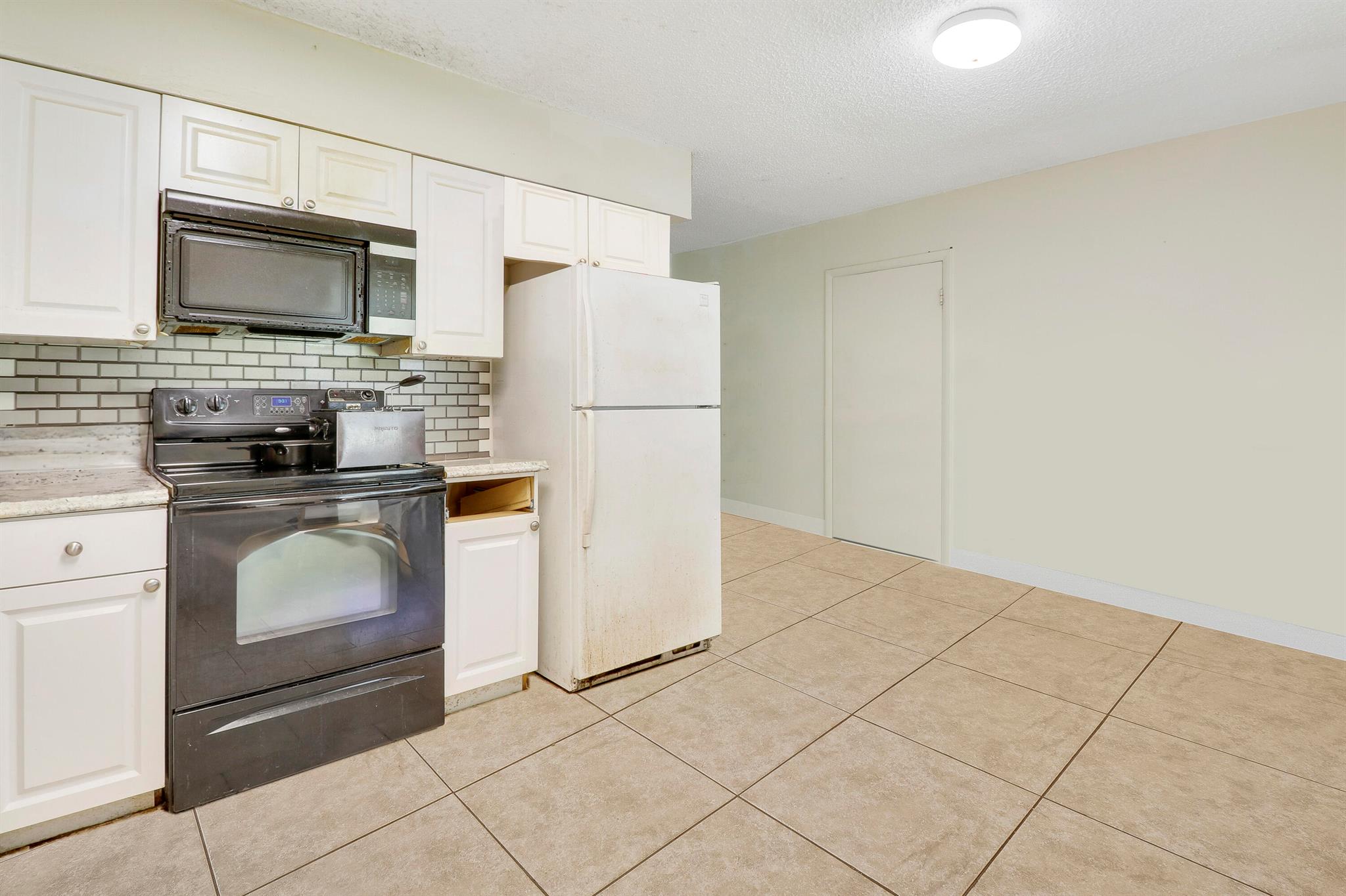 INDIAN RIVER ESTATES UNIT 7 - Residential