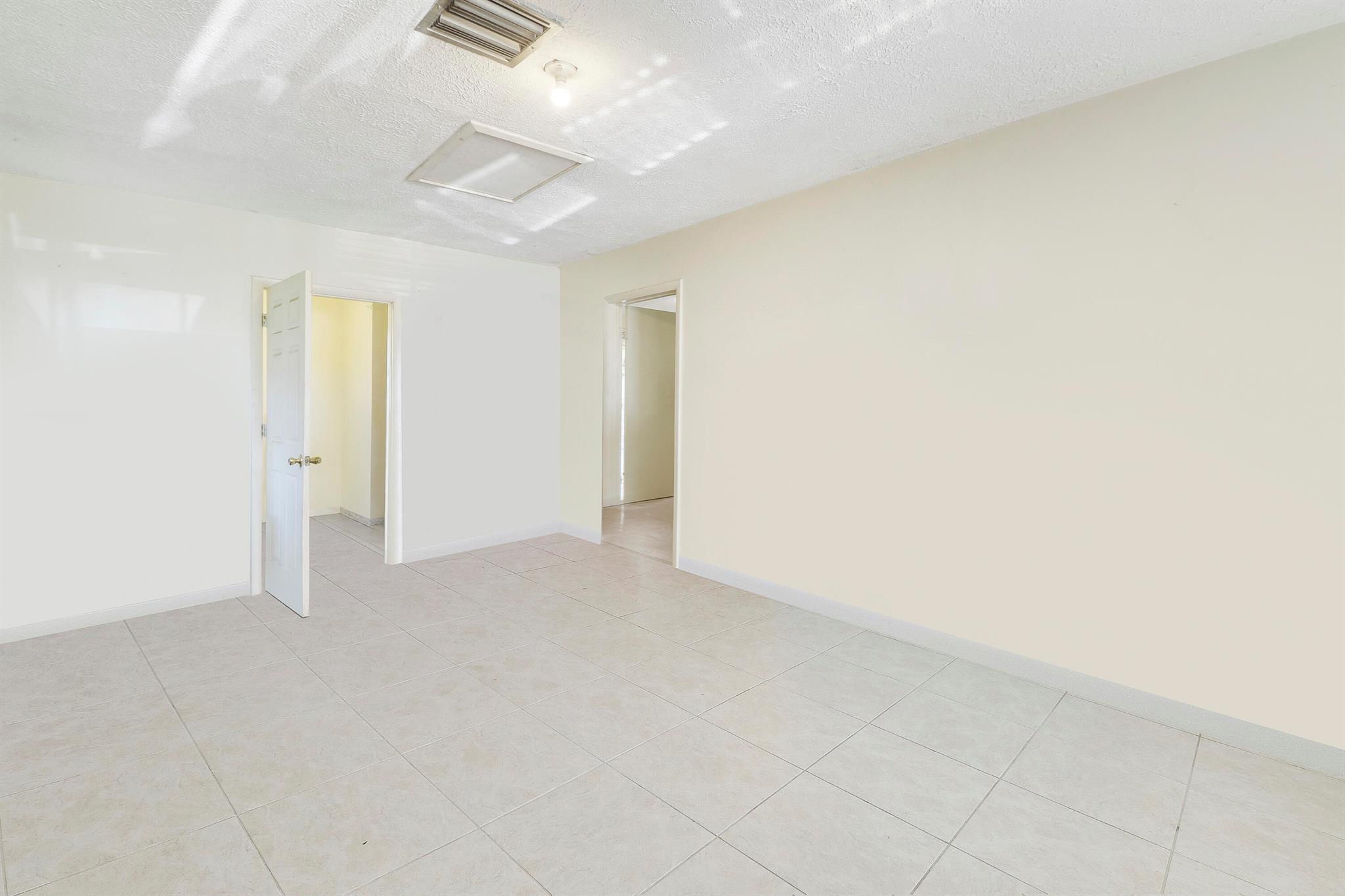 INDIAN RIVER ESTATES UNIT 7 - Residential