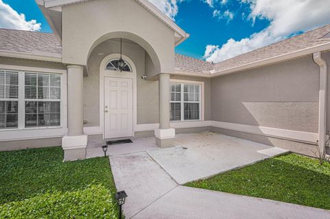 A home in Port St Lucie