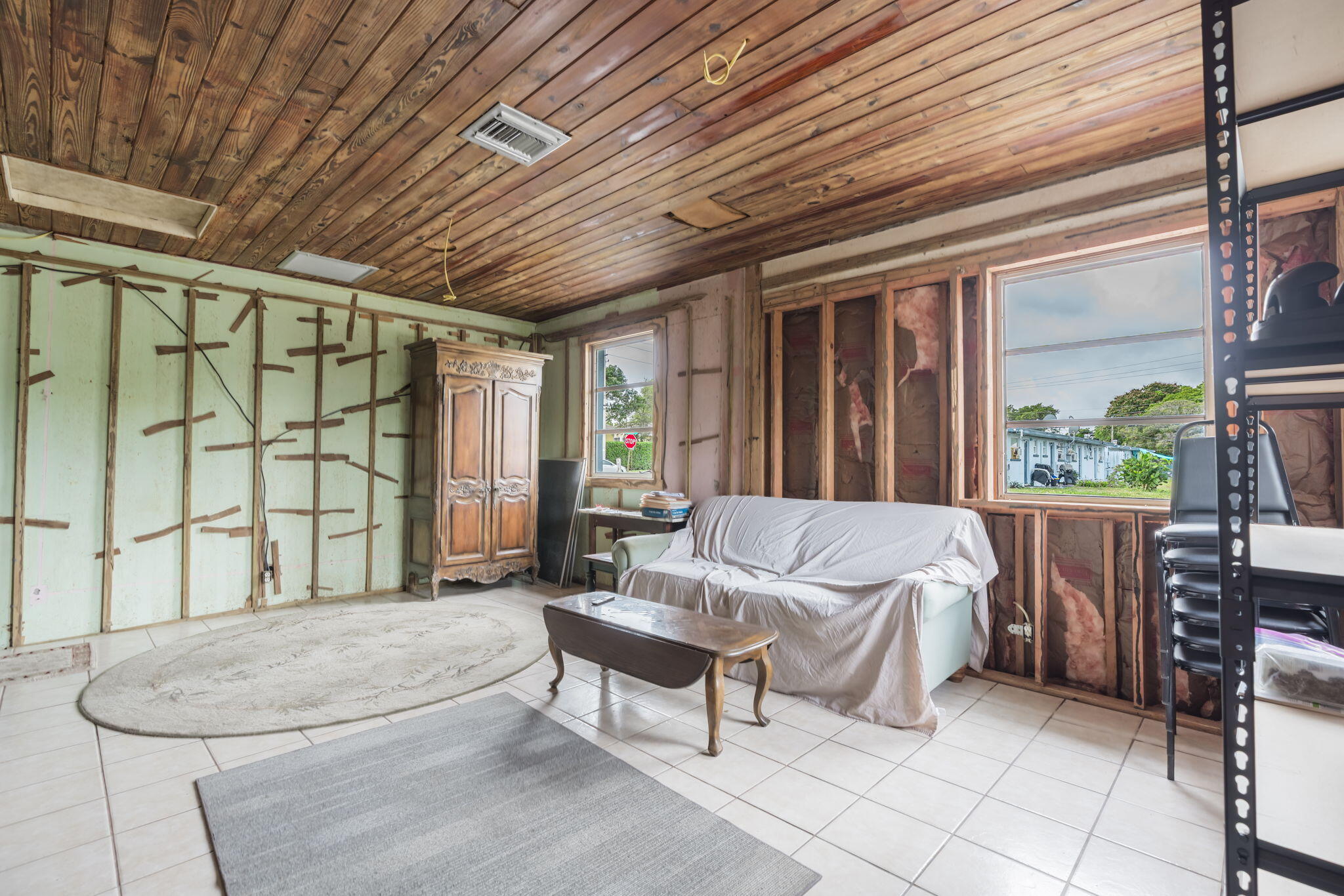 TROPICAL TERRACE - Residential