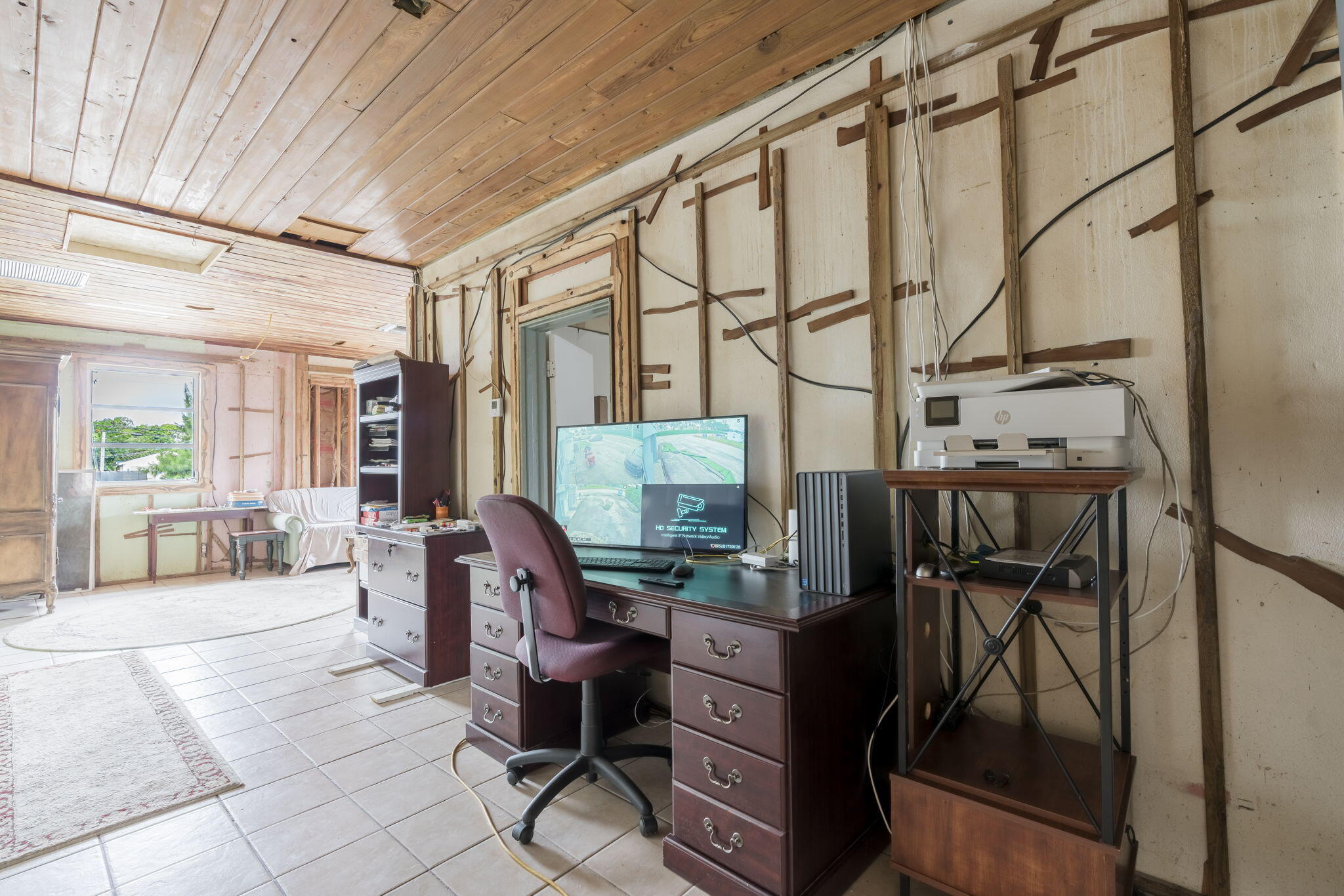 TROPICAL TERRACE - Residential