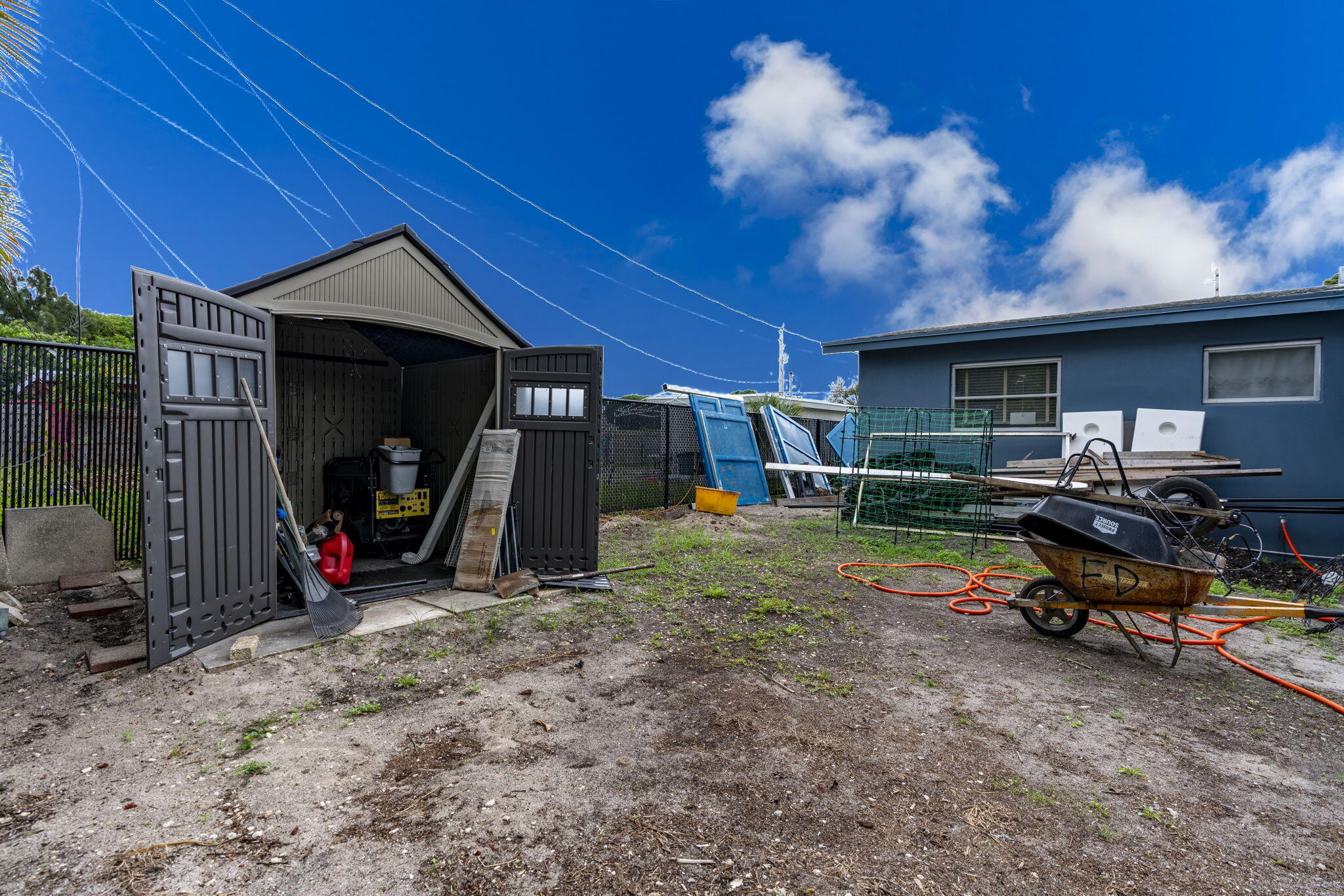 TROPICAL TERRACE - Residential
