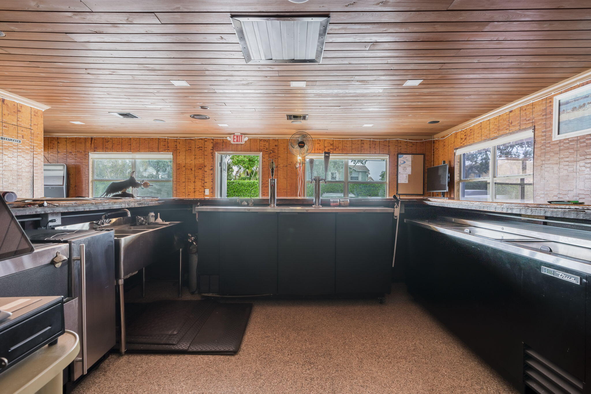 TROPICAL TERRACE - Residential