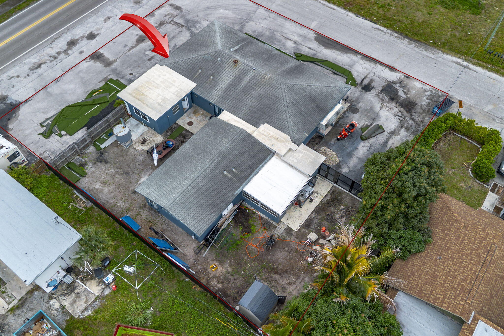 TROPICAL TERRACE - Residential