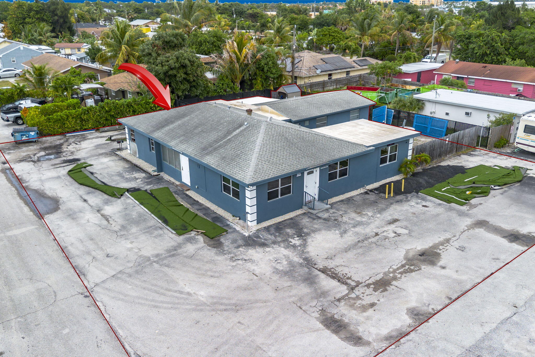 TROPICAL TERRACE - Residential