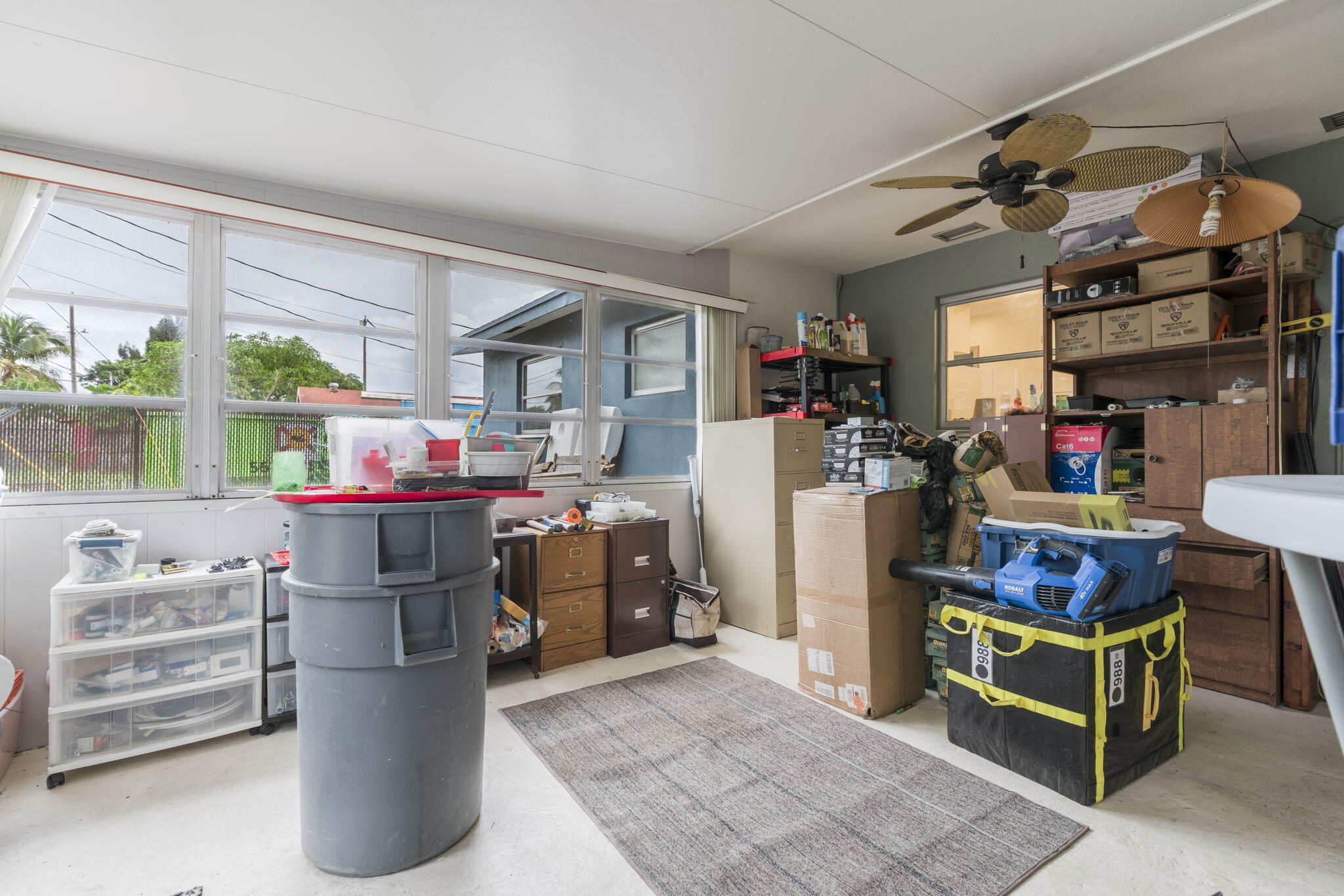 TROPICAL TERRACE - Residential