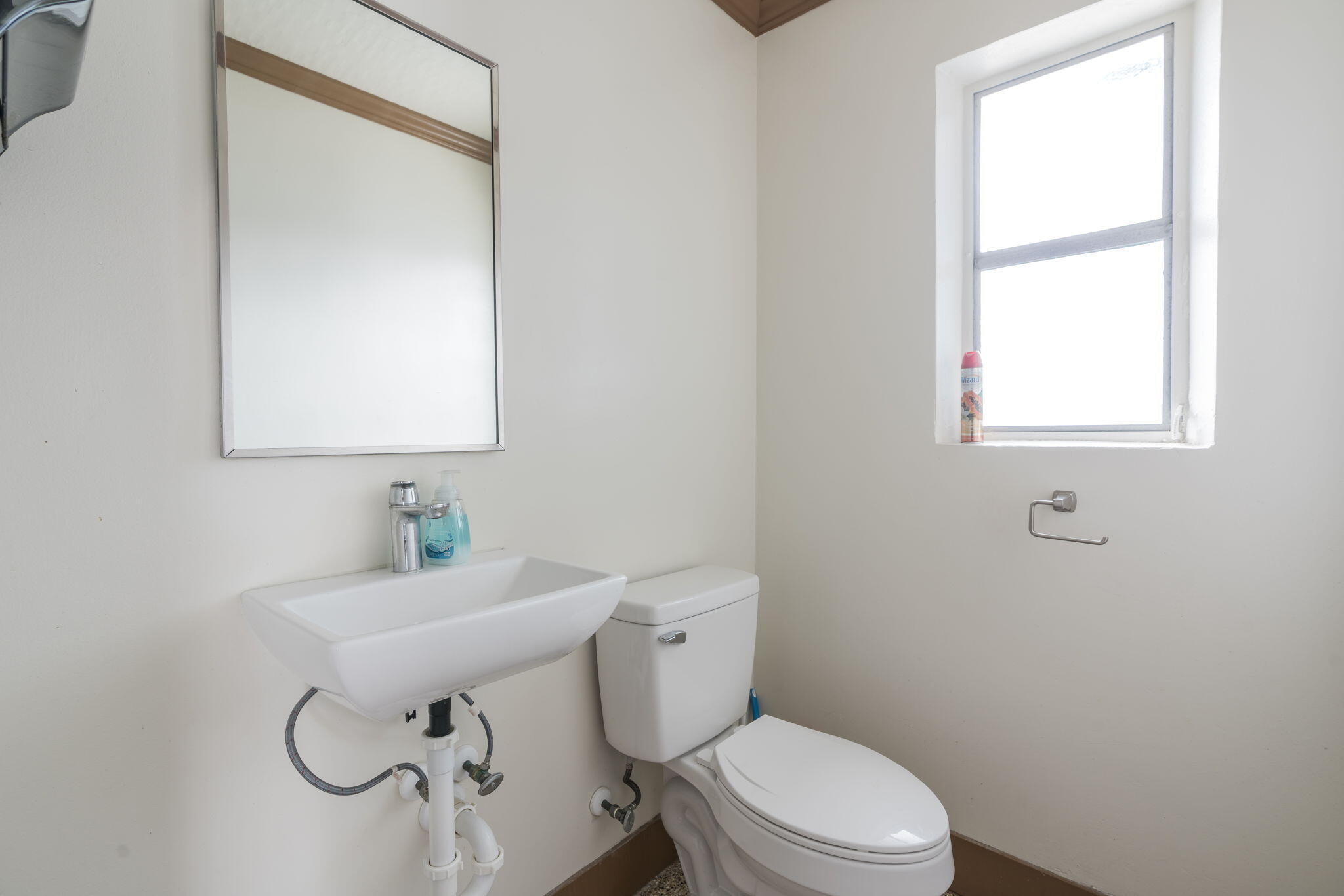 TROPICAL TERRACE - Residential