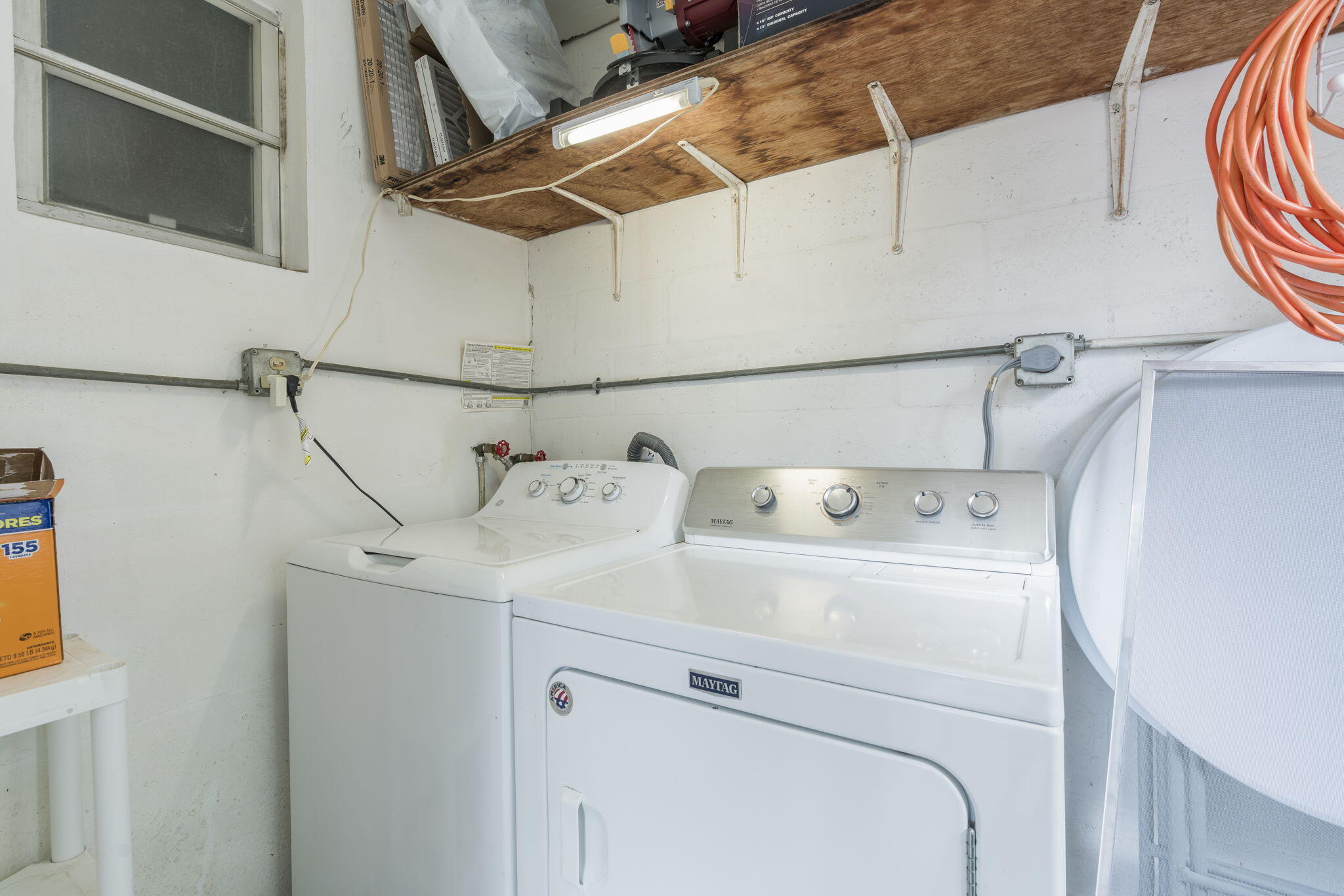 TROPICAL TERRACE - Residential