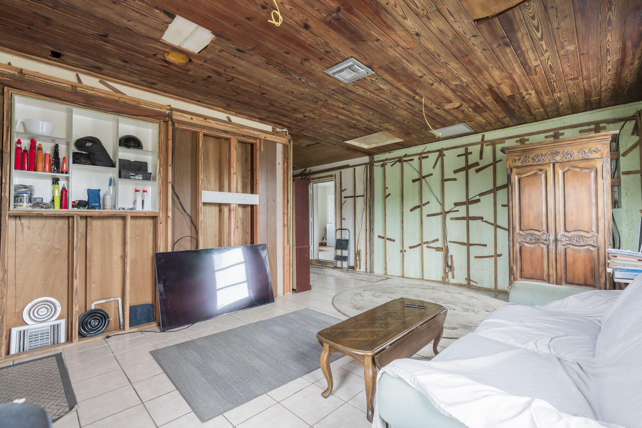 TROPICAL TERRACE - Residential