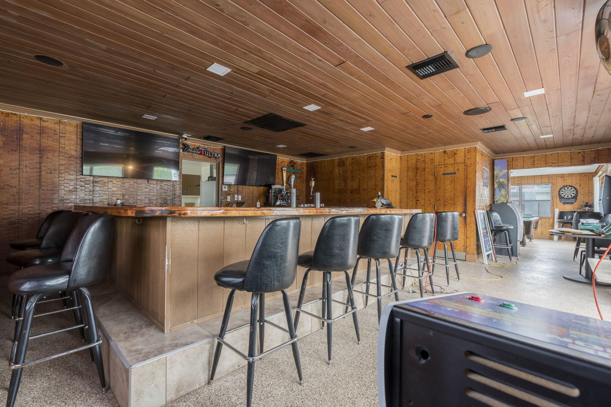 TROPICAL TERRACE - Residential