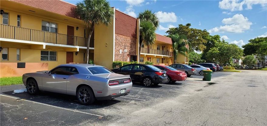 Lowest priced 2 bedrooms 2 baths in complex. Cash buyer needed can be rented immediately. Has washer & dryer in unit, all tiled, screen patio and plenty closets.