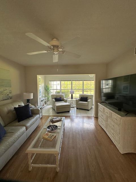 Beautifully appointed main living area