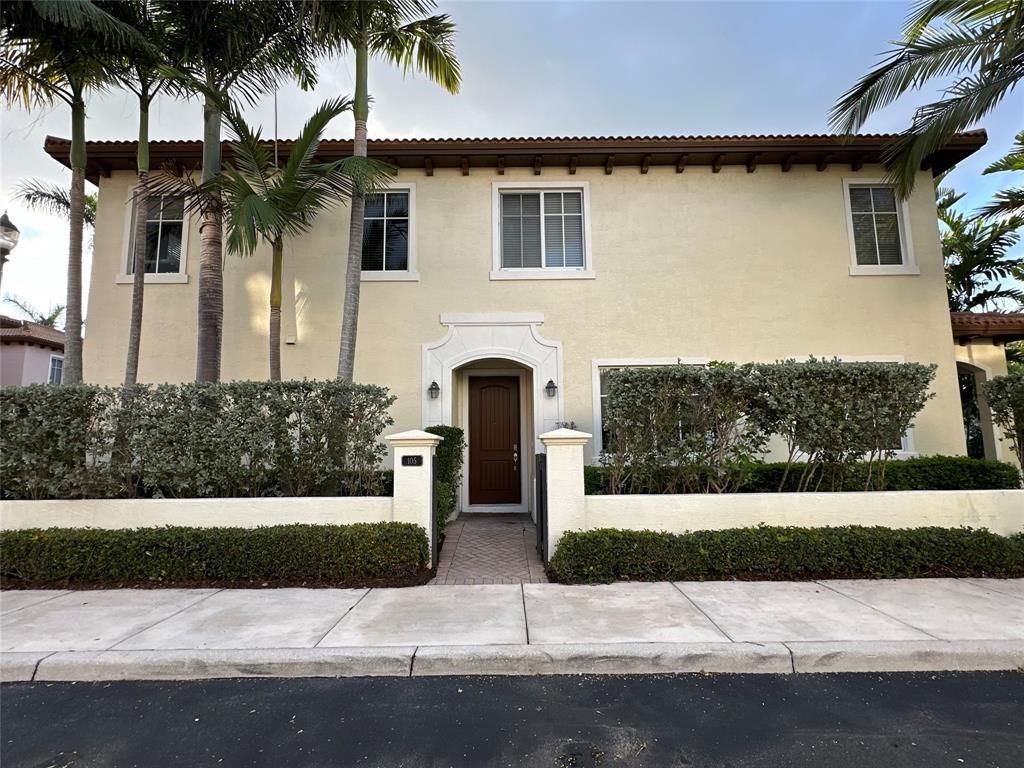 Photo of 105 NW Gardner Street, Boca Raton, FL 33432 (MLS # F10525713)