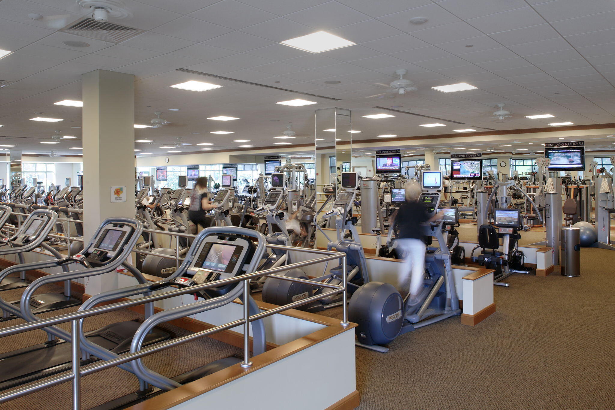LAKEWOOD MIDRISE CONDO - Residential